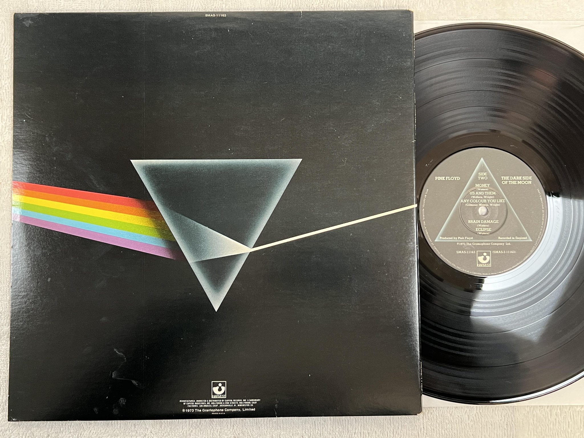 Omslagsbild för skivan PINK FLOYD dark side of the moon LP US HARVEST SMAS 11163 *** COMPLETE ***