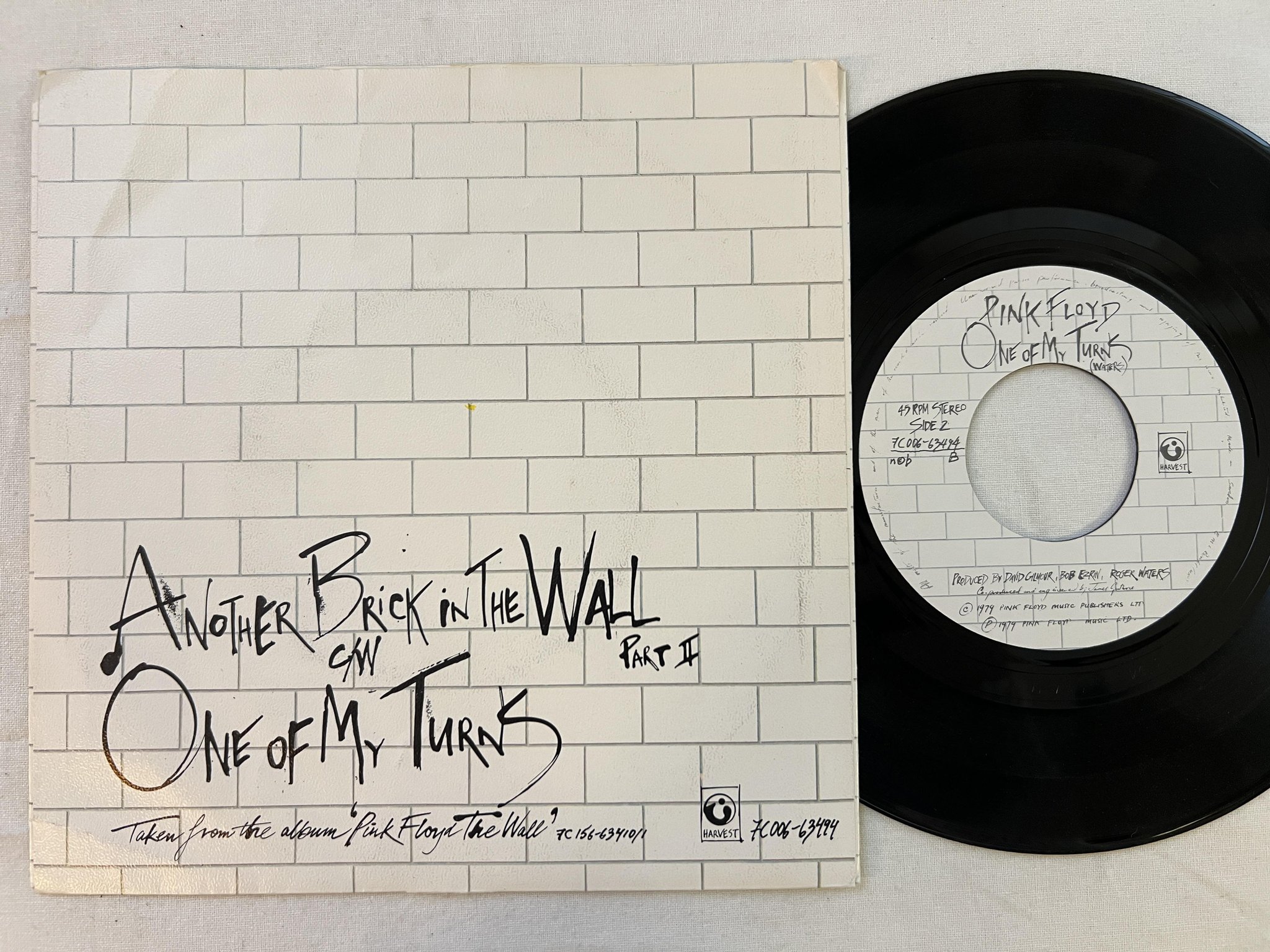 Omslagsbild för skivan PINK FLOYD another brick in the the wall 7" -79 NCB harvest 7c 006-63494