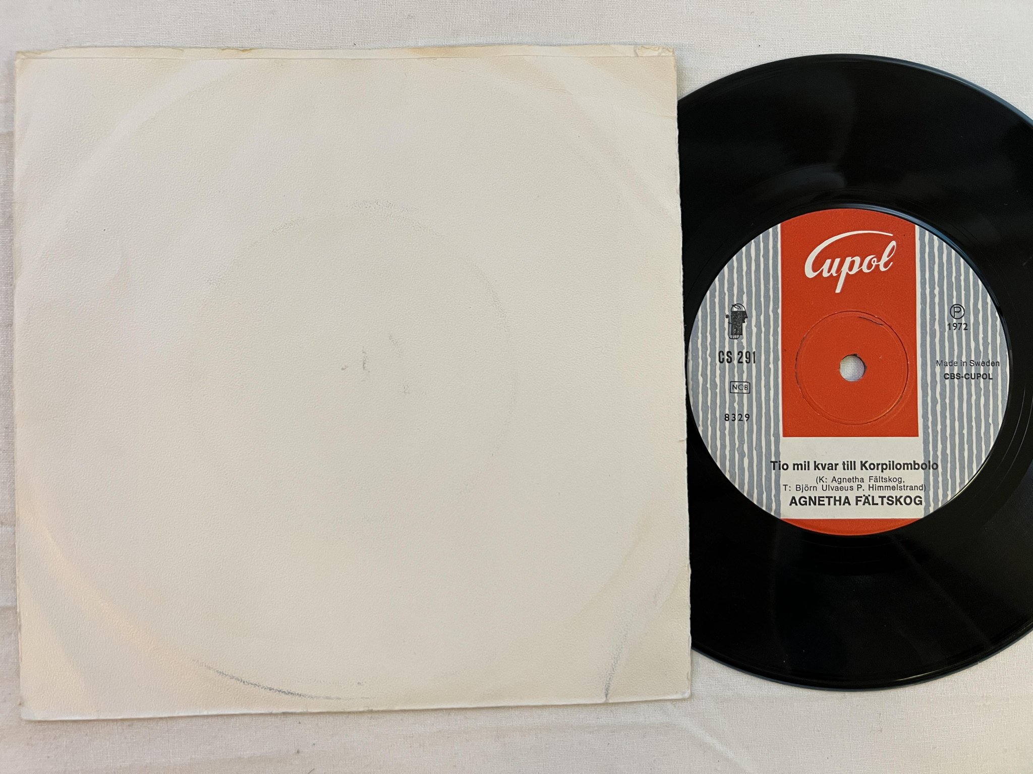 Omslagsbild för skivan AGNETHA FÄLTSKOG tio mil kvar till Korpilombolo 7"single -72 Swe CUPOL CS 291