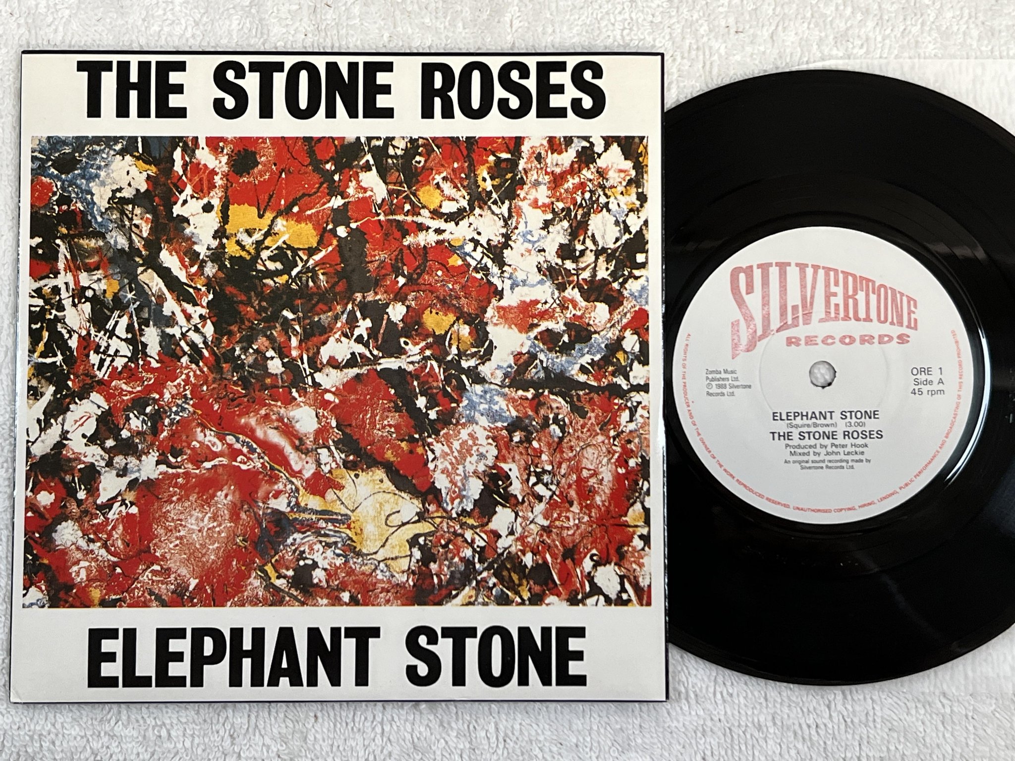 Omslagsbild för skivan THE STONE ROSES the hardest thing in the world 7" -88 SILVERTONE ORE 1