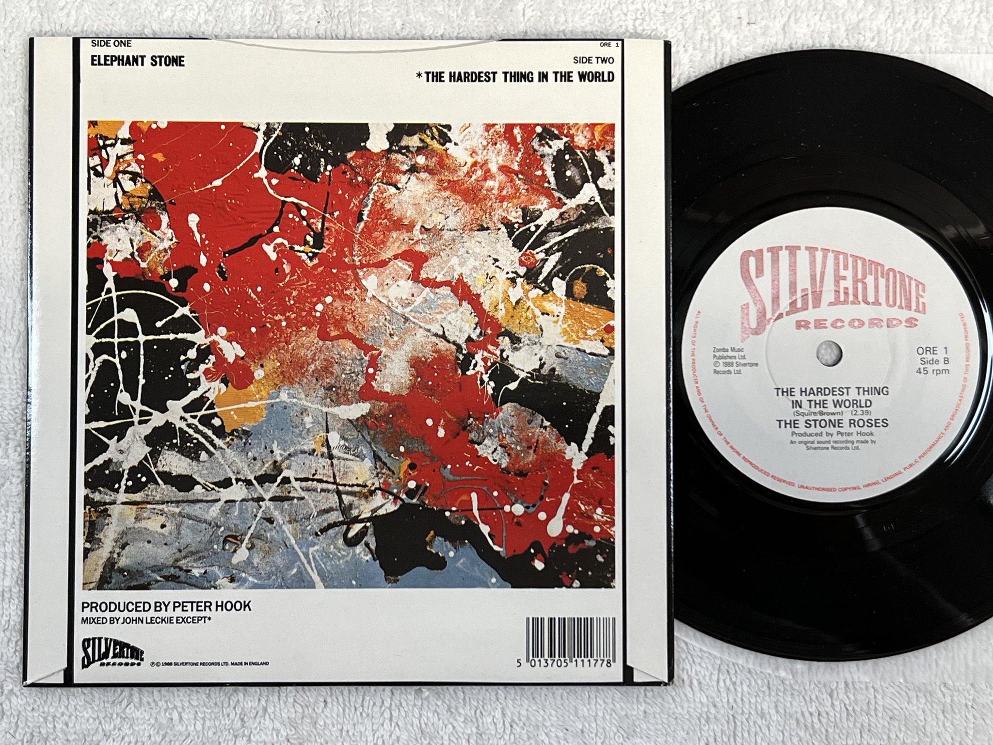 Omslagsbild för skivan THE STONE ROSES the hardest thing in the world 7" -88 SILVERTONE ORE 1