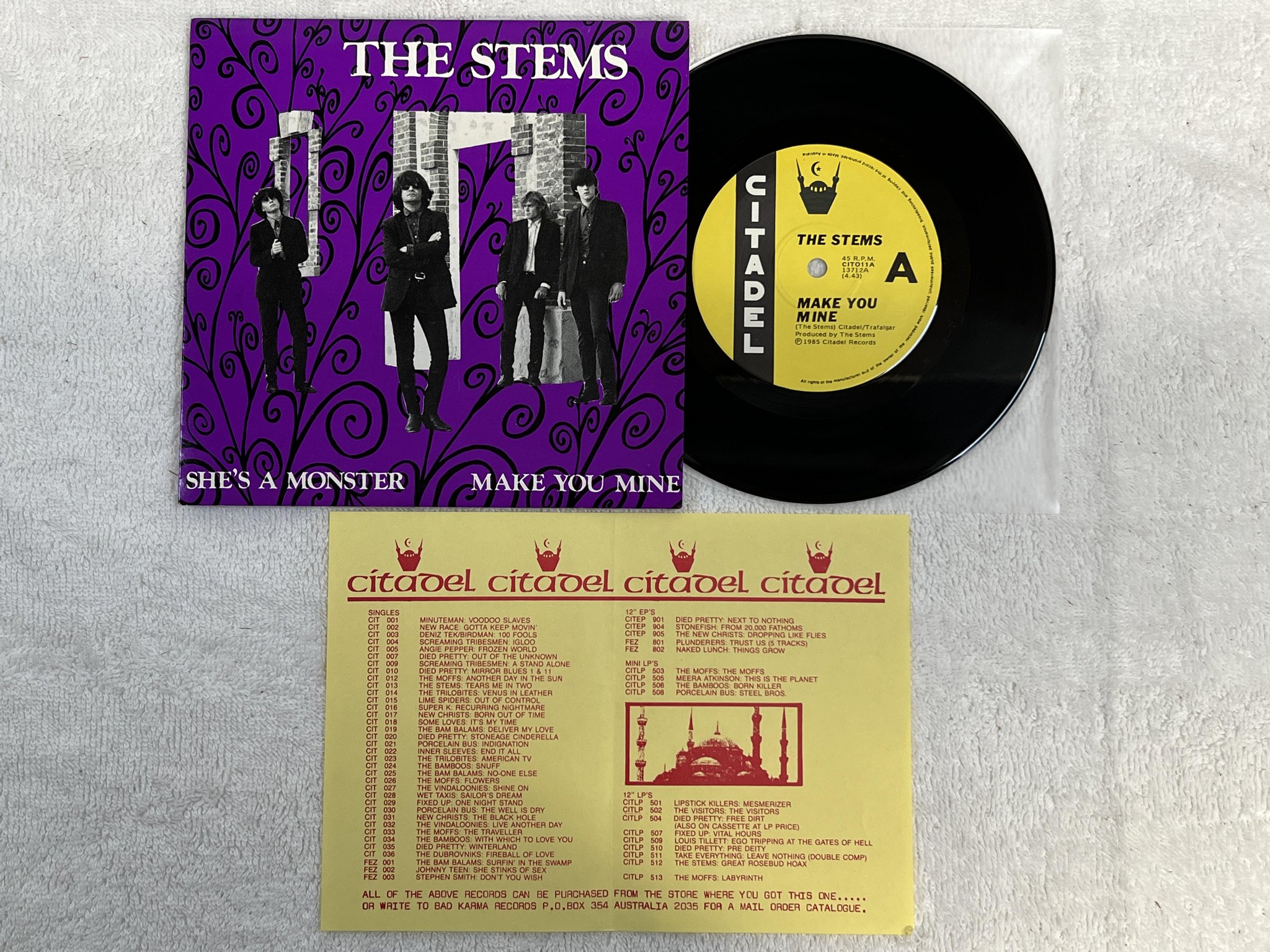 Omslagsbild för skivan THE STEMS She's A Monster 7" -85/87 Australia CITADEL CIT011