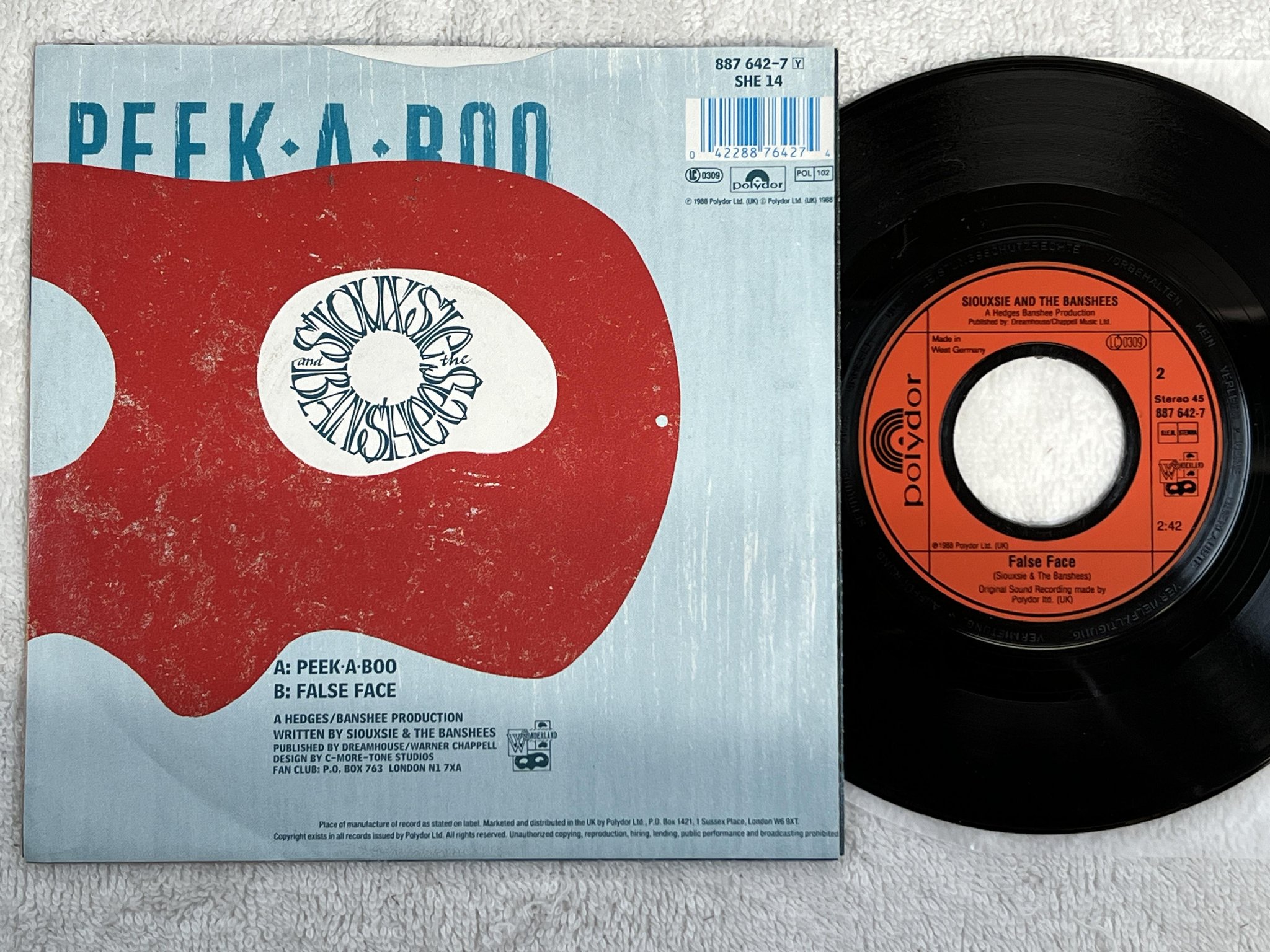 Omslagsbild för skivan SIOUXSIE AND THE BANSHEES peek-a-boo 7" -88 Ger POLYDOR 887 642-7