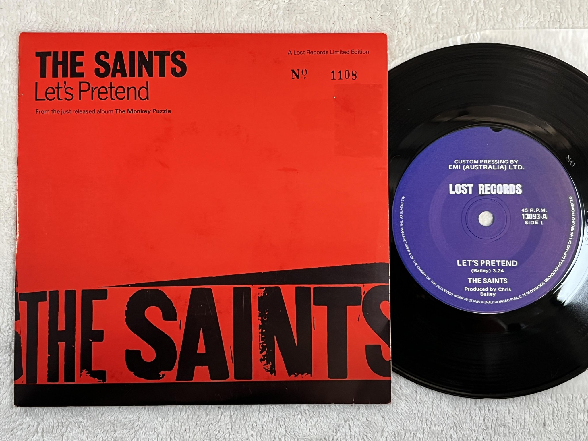 Omslagsbild för skivan THE SAINTS Let's Pretend 7" -81 Australia LOST 13093 numbered Ed