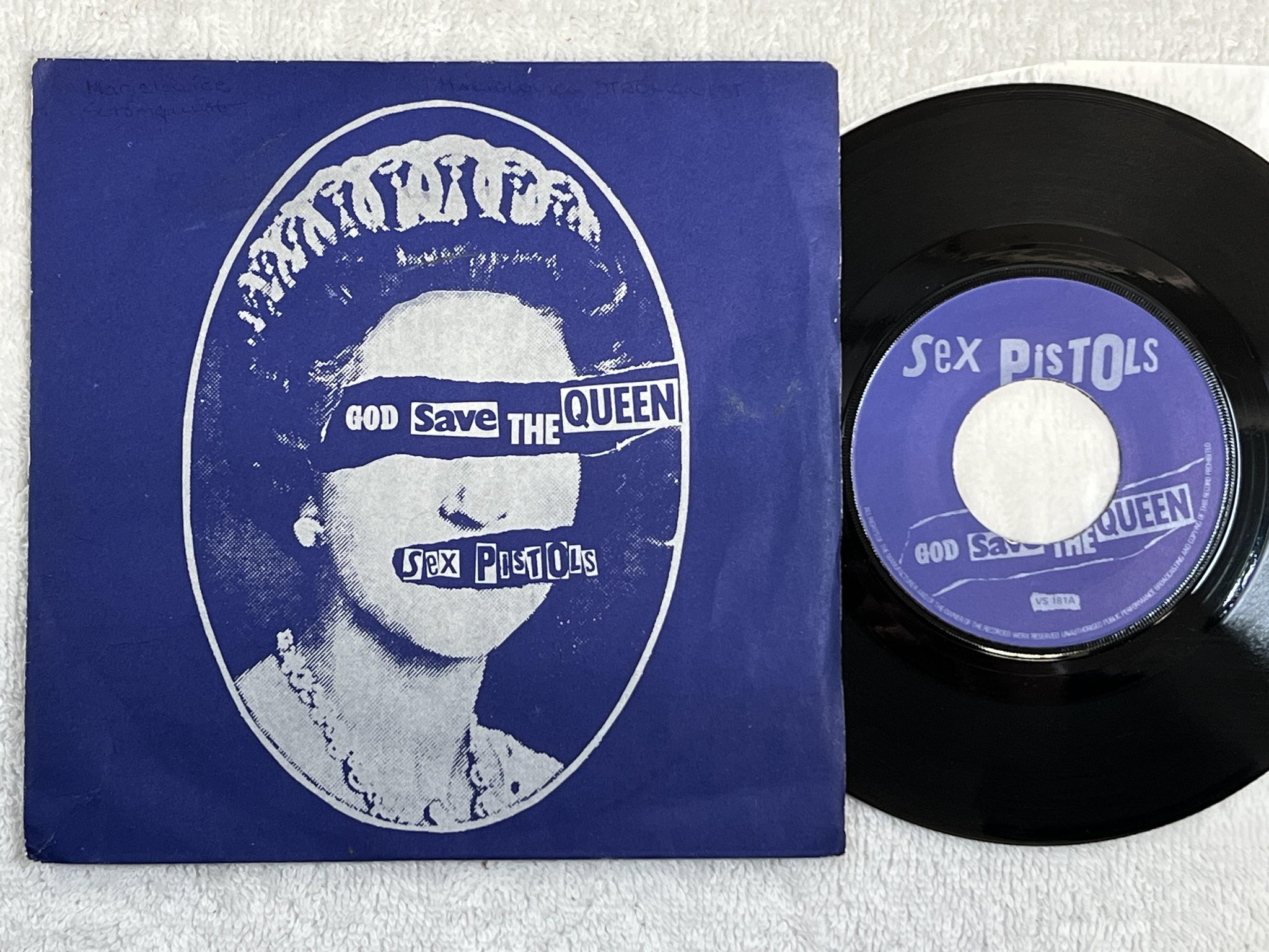 Omslagsbild för skivan SEX PISTOLS god save the queen 7" -77 VIRGIN VS 181