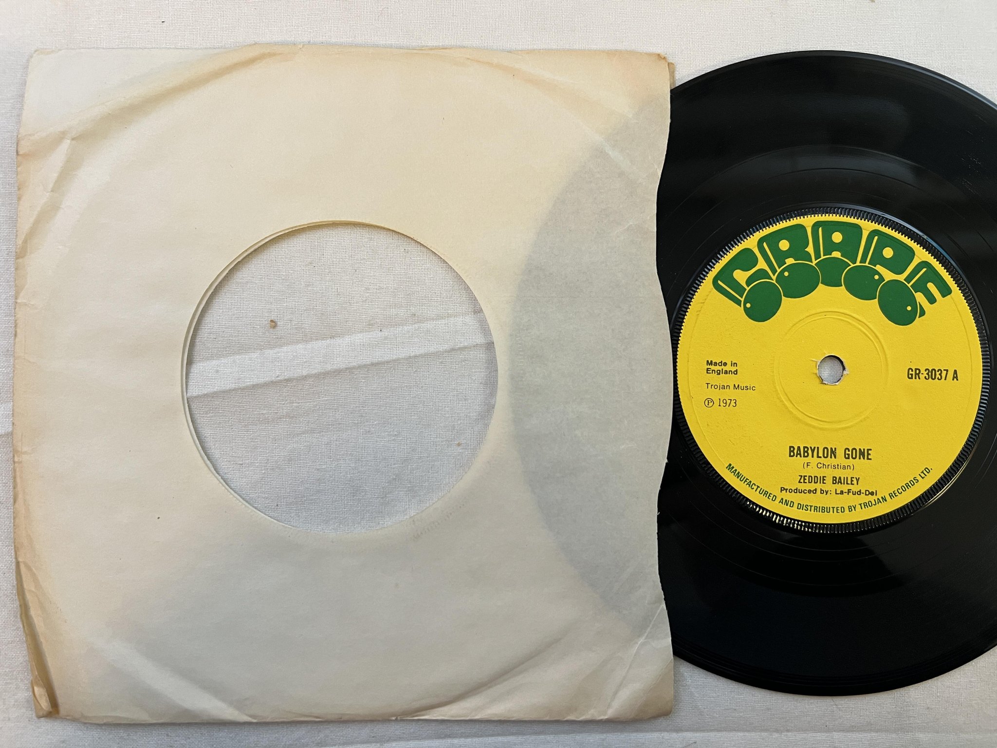 Omslagsbild för skivan ZEDDIE BAILEY babylon gone 7" -73 UK GRAPE GR-3037