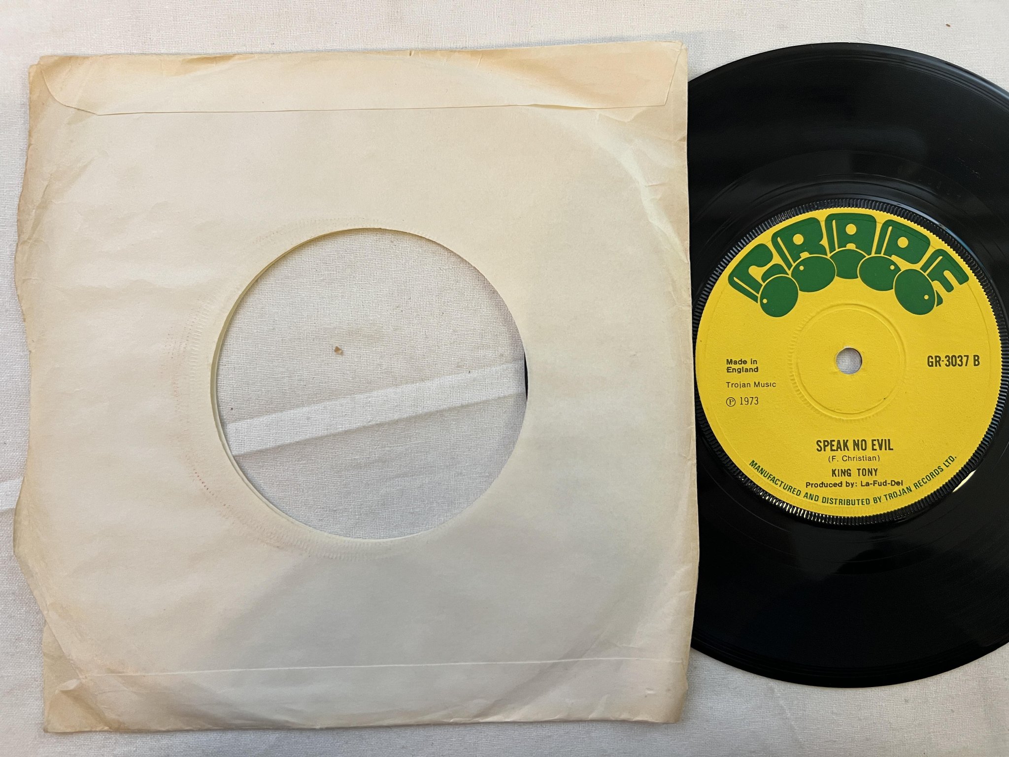 Omslagsbild för skivan ZEDDIE BAILEY babylon gone 7" -73 UK GRAPE GR-3037