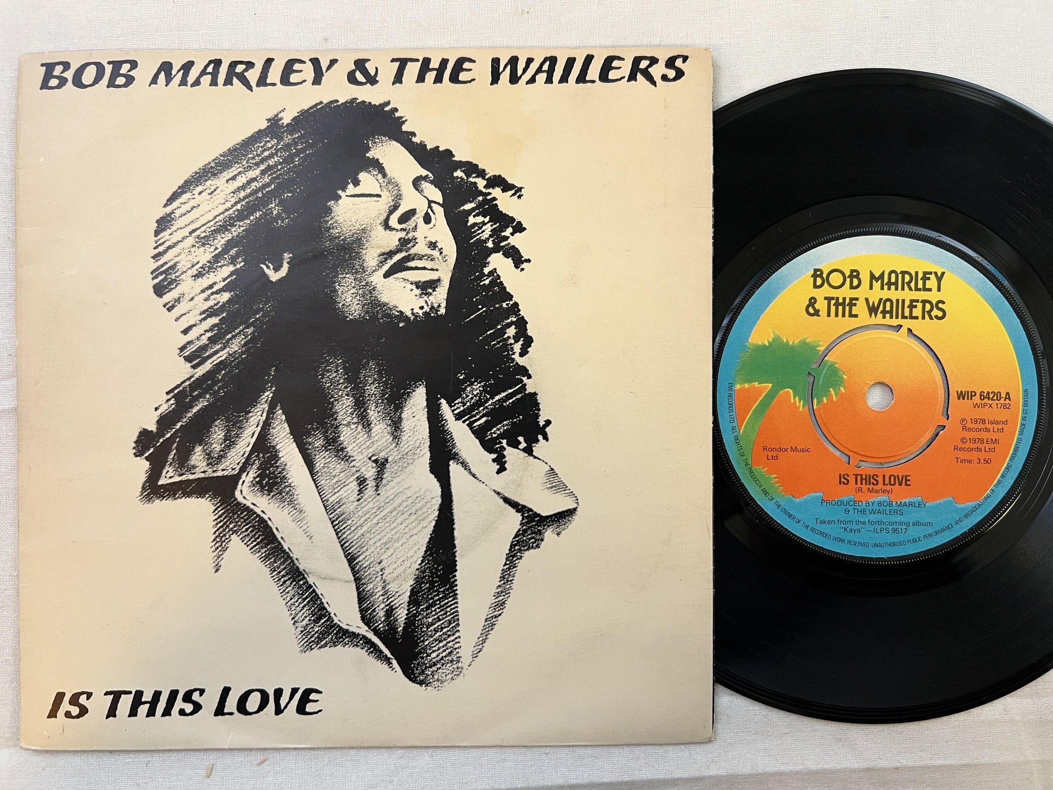Omslagsbild för skivan BOB MARLEY & THE WAILERS is this love 7" -78 UK island WIP 6420