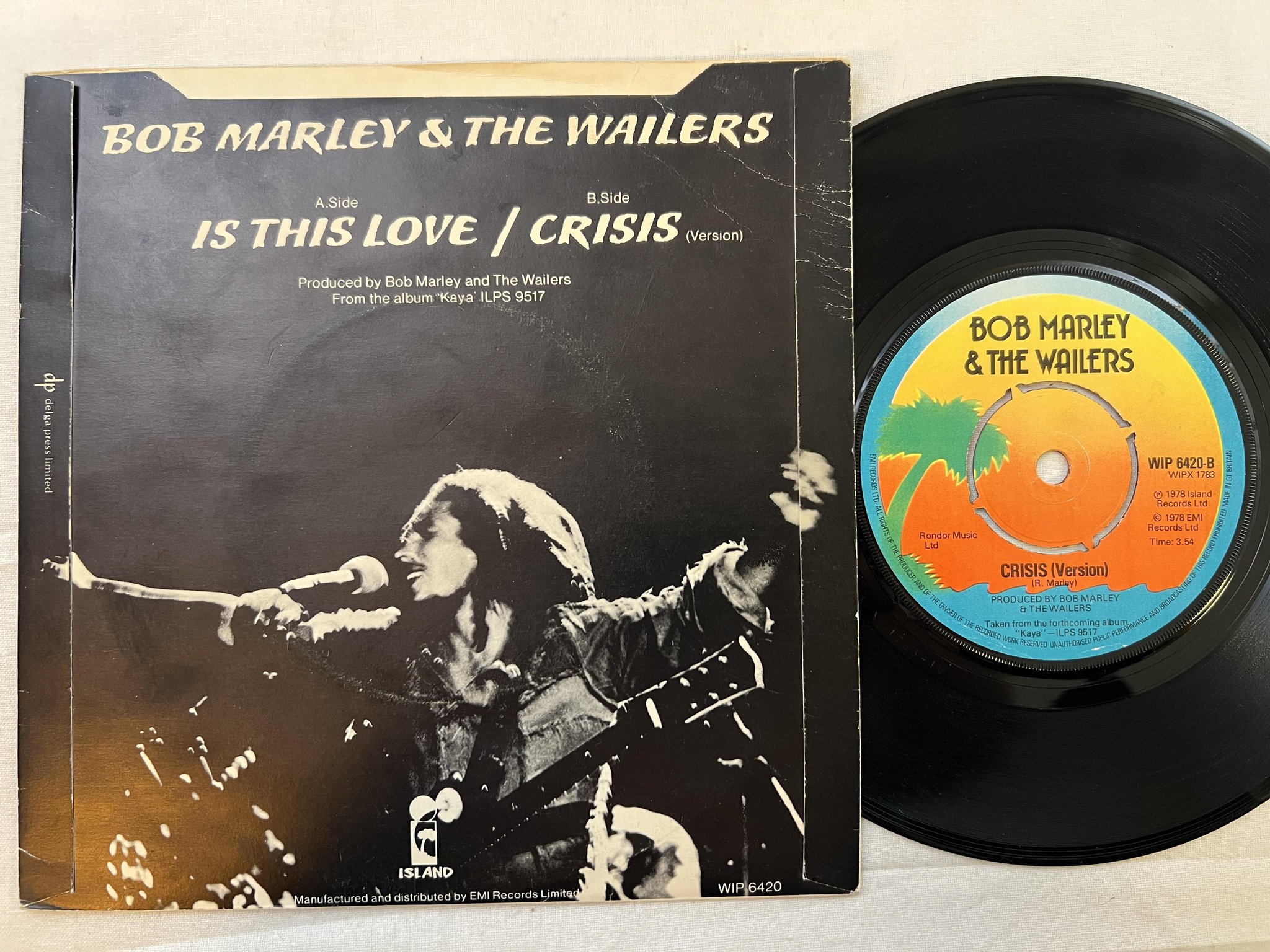 Omslagsbild för skivan BOB MARLEY & THE WAILERS is this love 7" -78 UK island WIP 6420