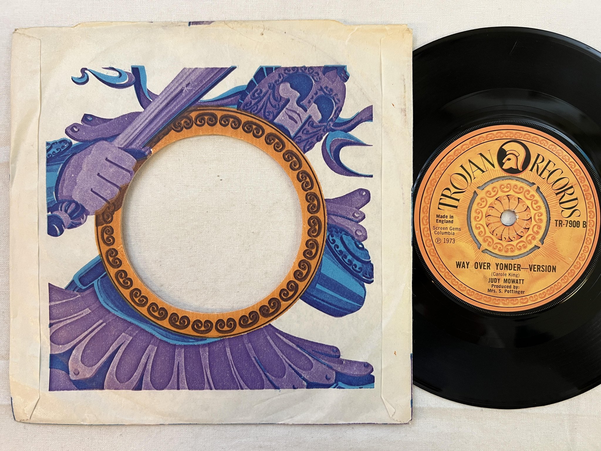 Omslagsbild för skivan JUDY MOWATT way over yonder 7" -73 UK TROJAN TR-7900