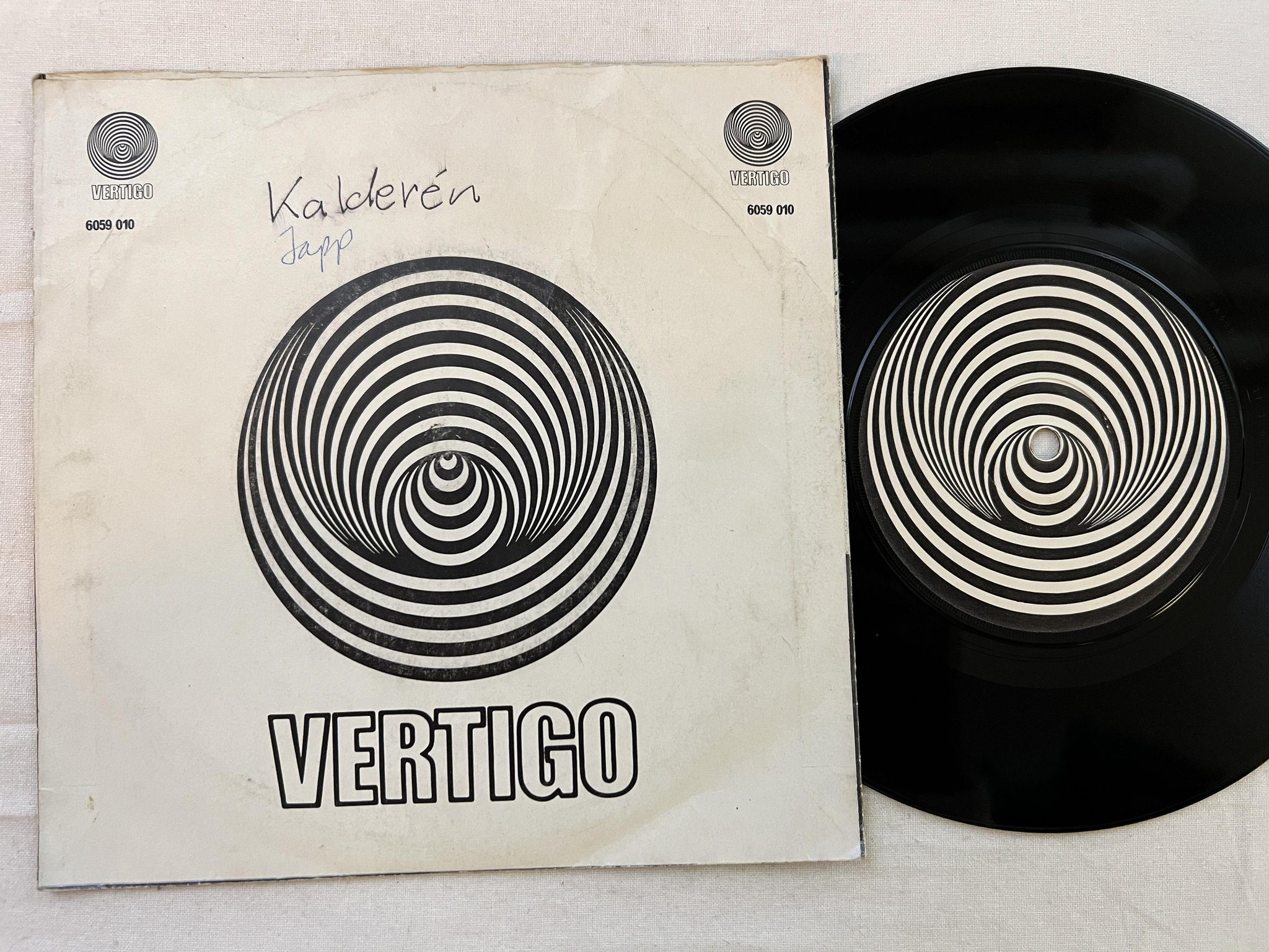 Omslagsbild för skivan BLACK SABBATH Paranoid 7" -70 Hol VERTIGO 6059 010