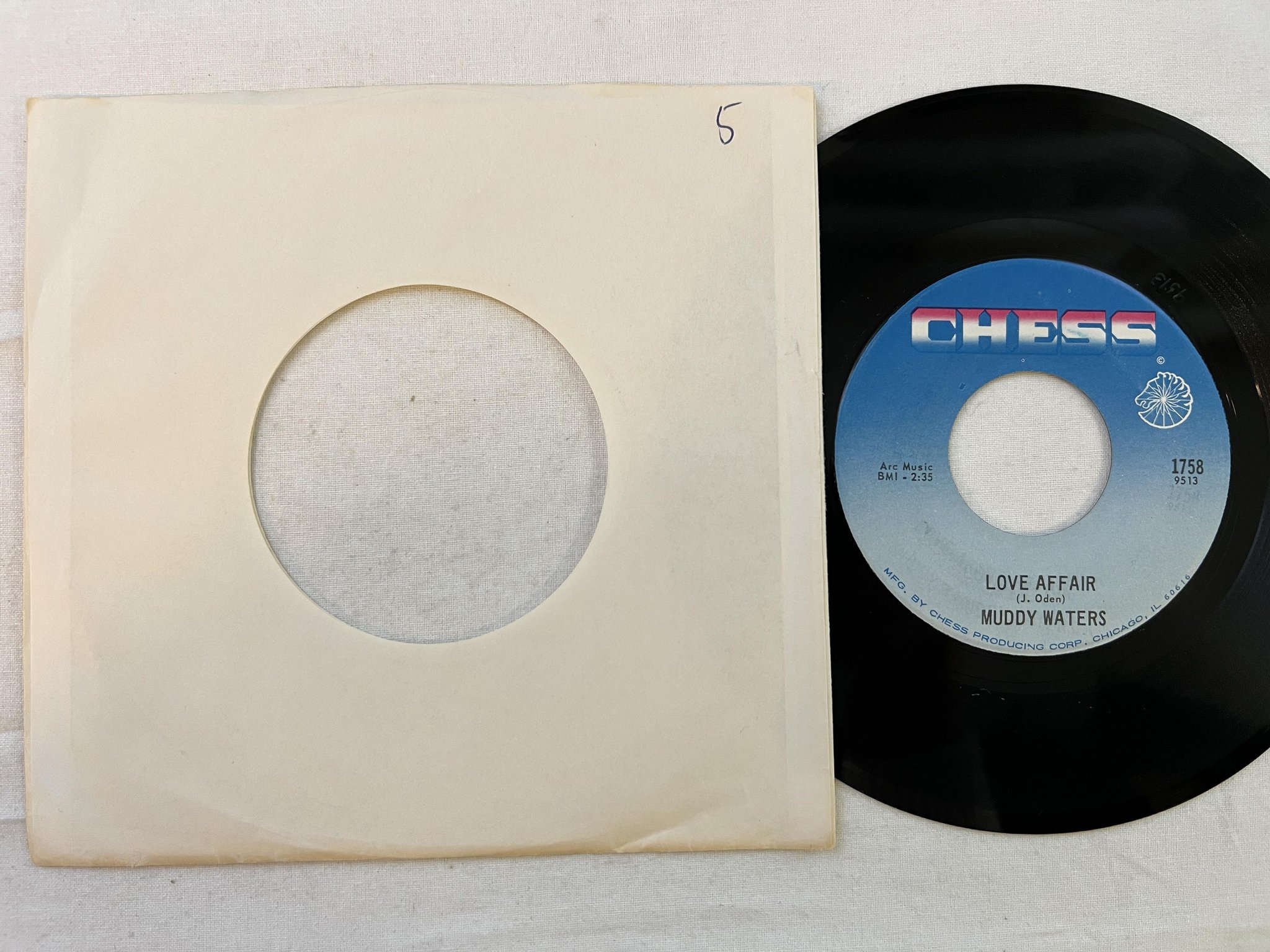 Omslagsbild för skivan MUDDY WATERS Look What You've Done 7" re US CHESS 1758