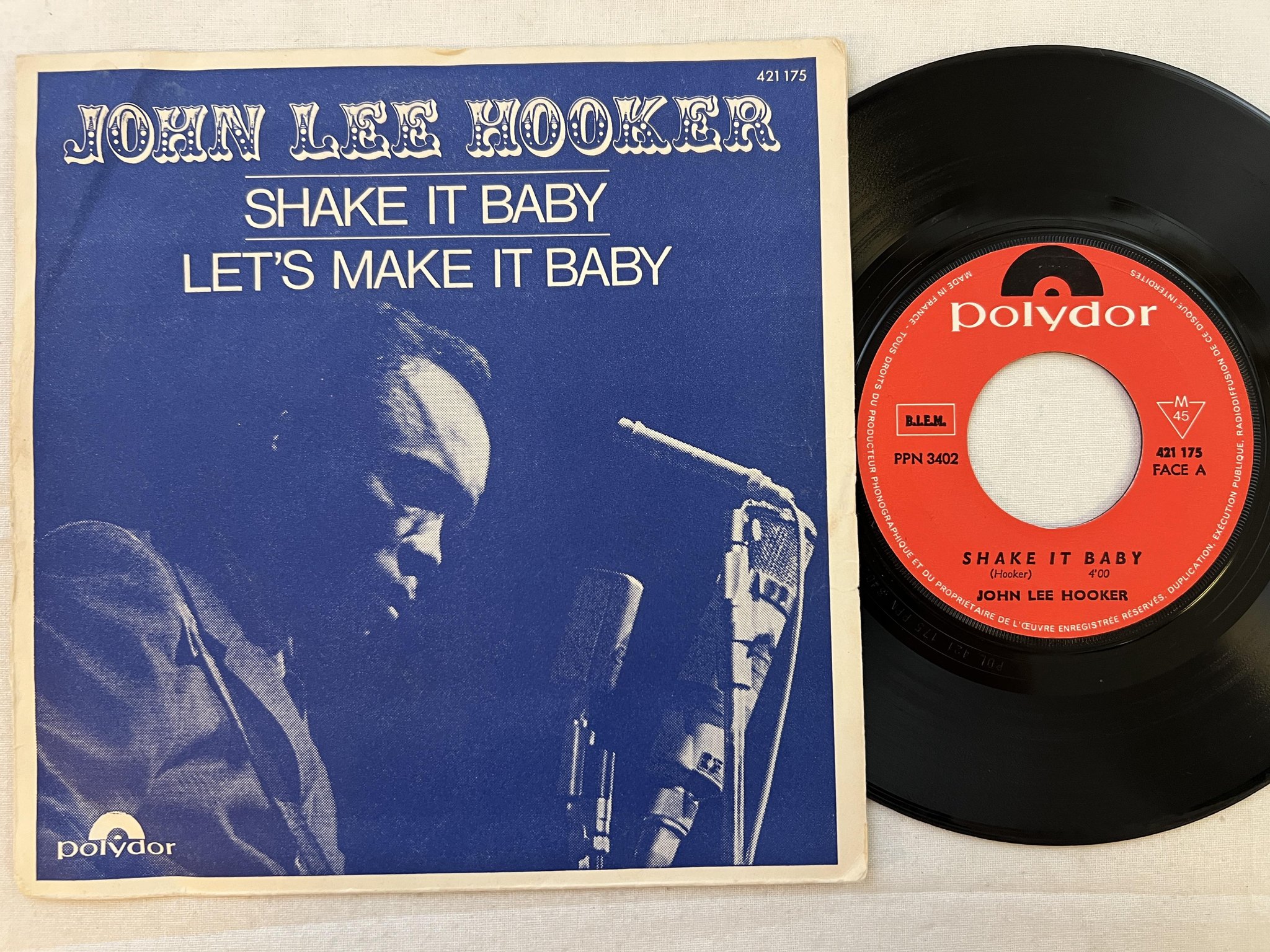 Omslagsbild för skivan JOHN LEE HOOKER shake it baby 7" fra POLYDOR 421 175