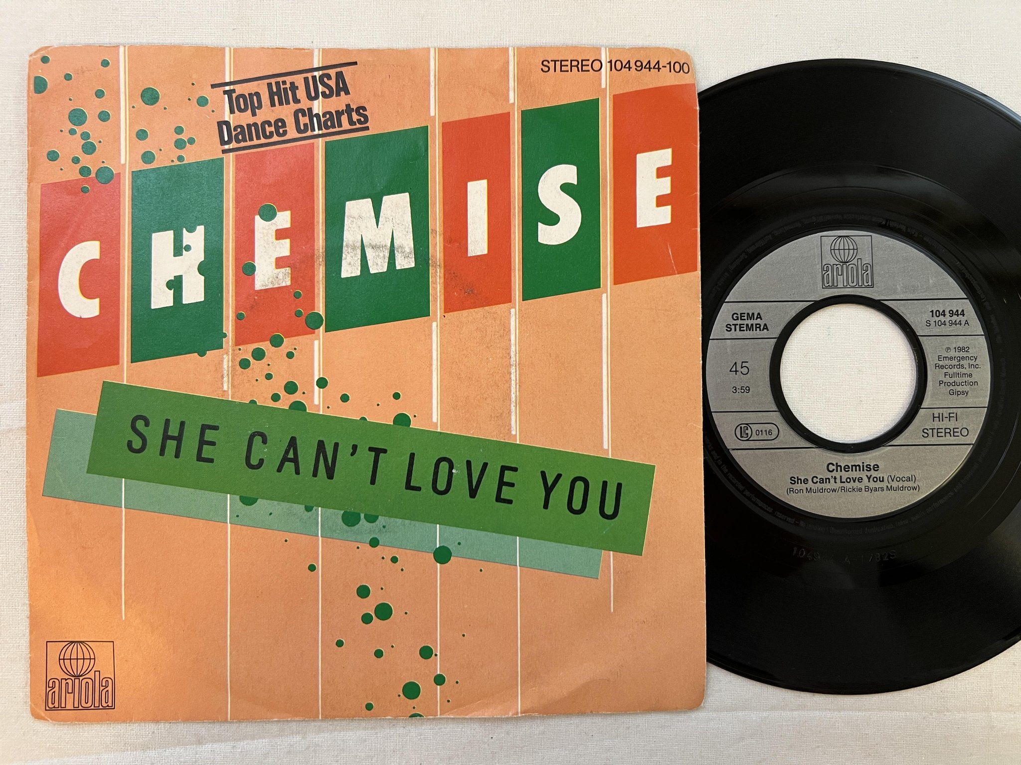 Omslagsbild för skivan CHEMISE she can't love you 7" -82 Hol ARIOLA 104944