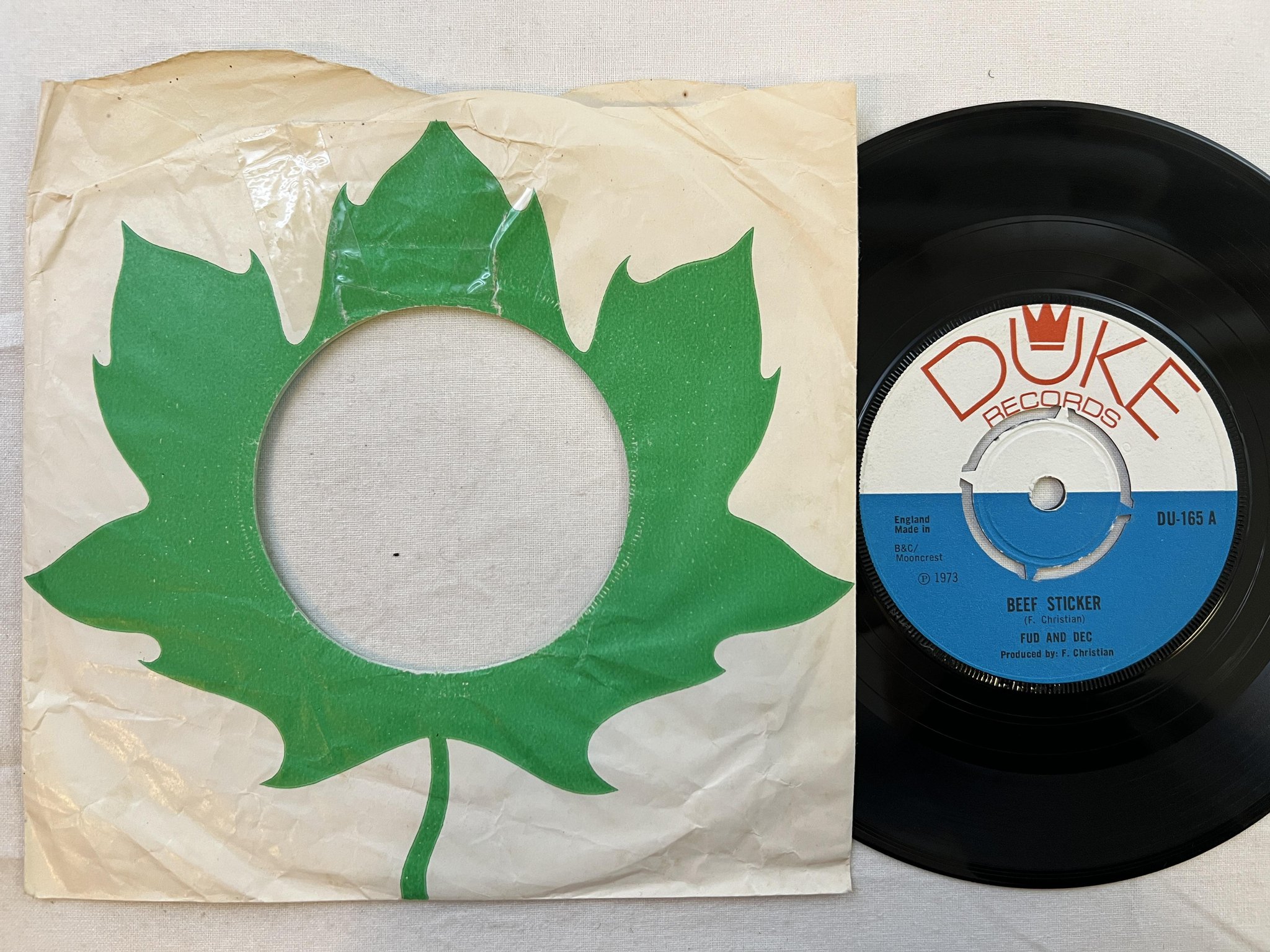 Omslagsbild för skivan FUD AND DEC beef sticker 7" -73 UK DUKE DU-165