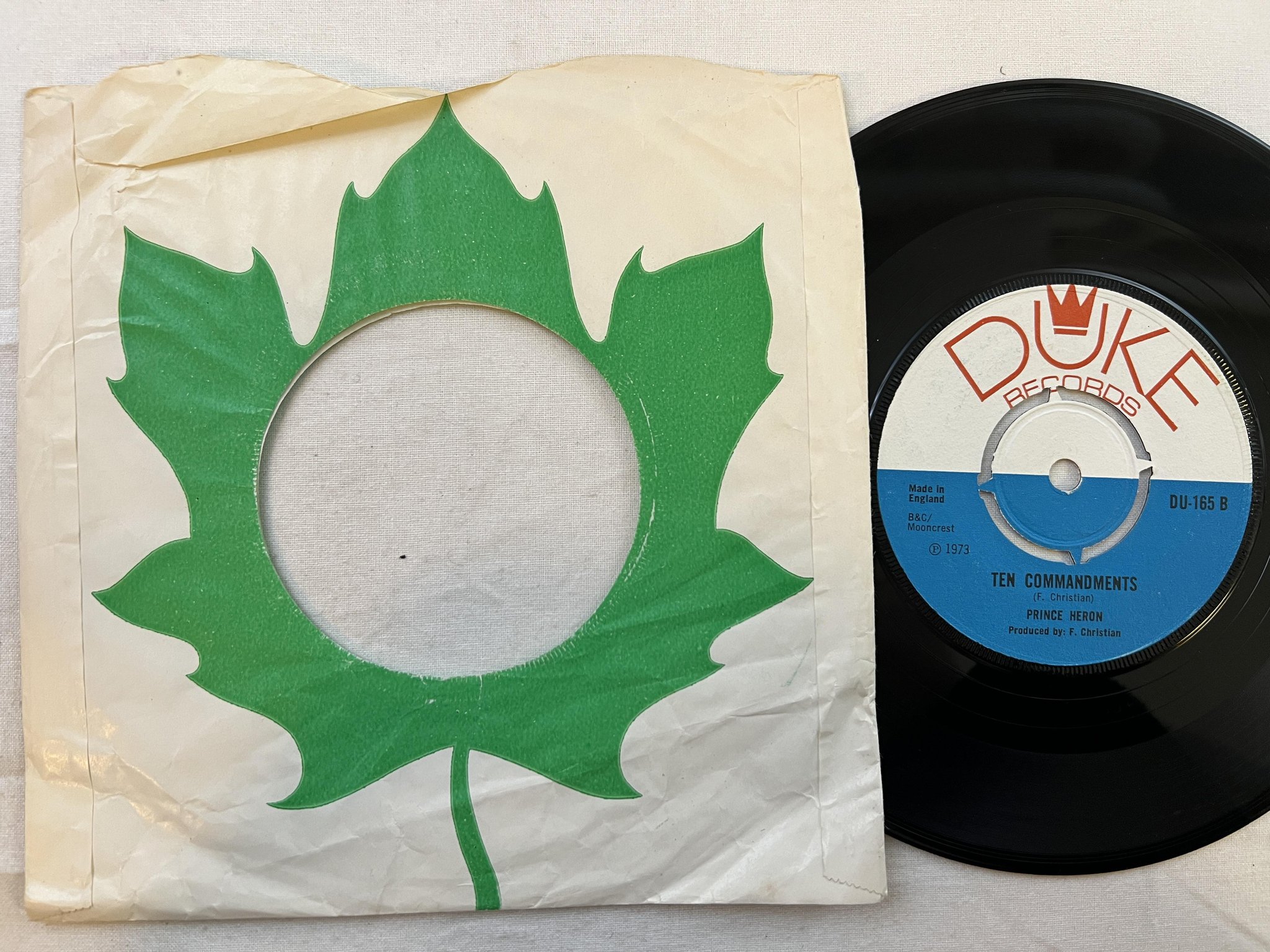 Omslagsbild för skivan FUD AND DEC beef sticker 7" -73 UK DUKE DU-165