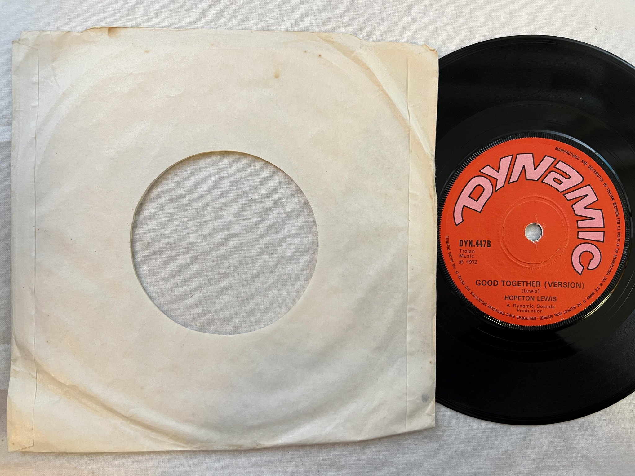 Omslagsbild för skivan HOPETON LEWIS good together 7" -72 UK DYNAMIC DYN 447