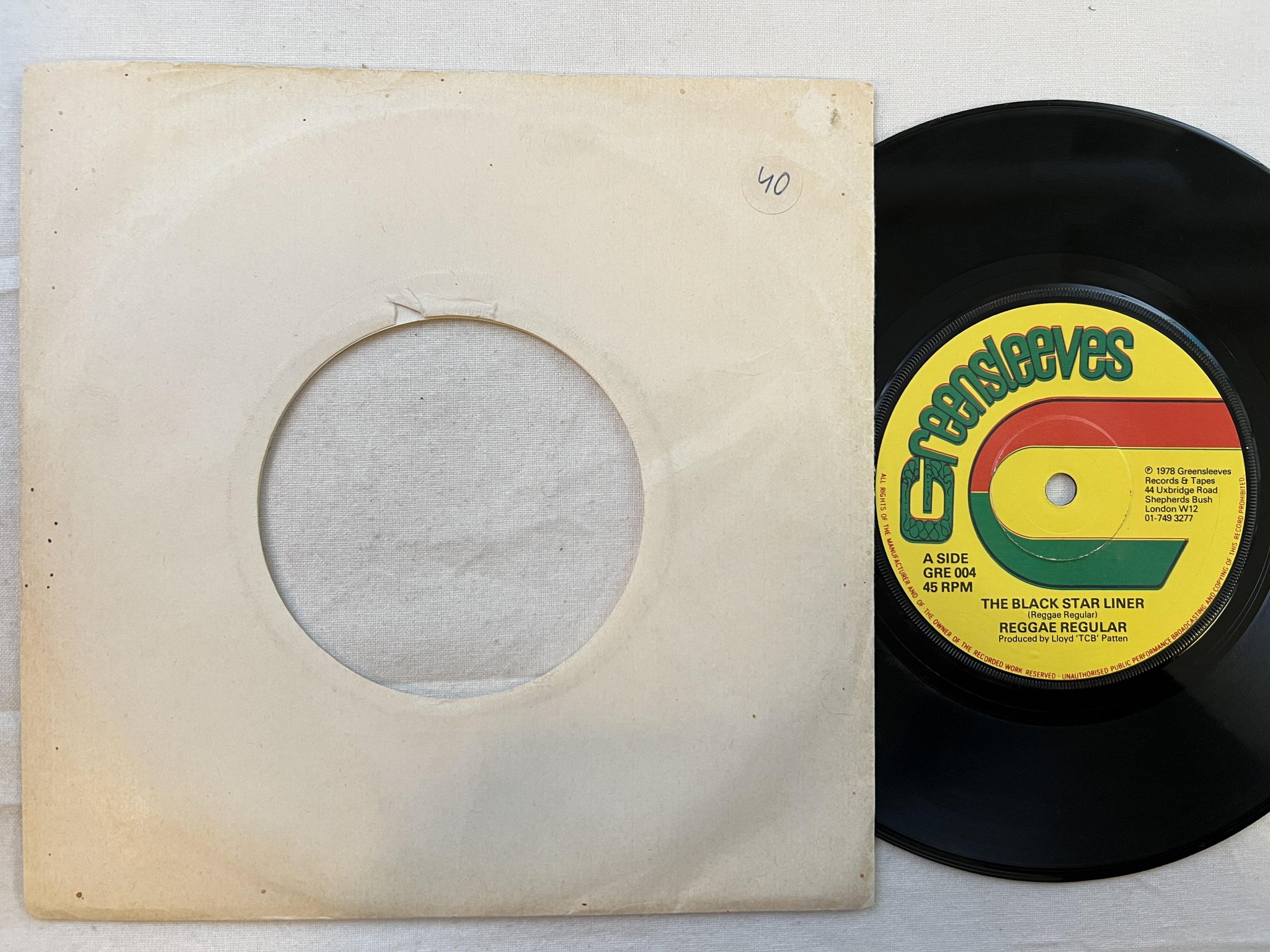 Omslagsbild för skivan REGGAE REGULAR the black star liner 7" -78 UK GREENSLEEVES GRE 004