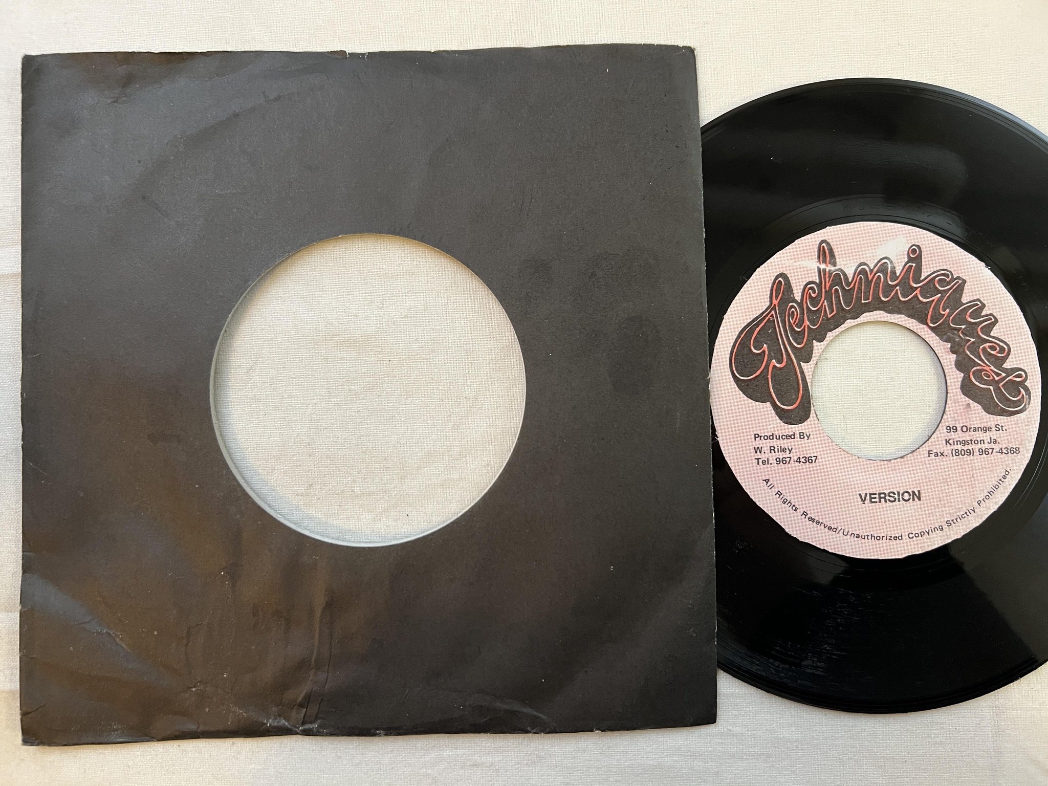 Omslagsbild för skivan SISTER NANCY transport connection 7" Jamaica TECHNIQUES