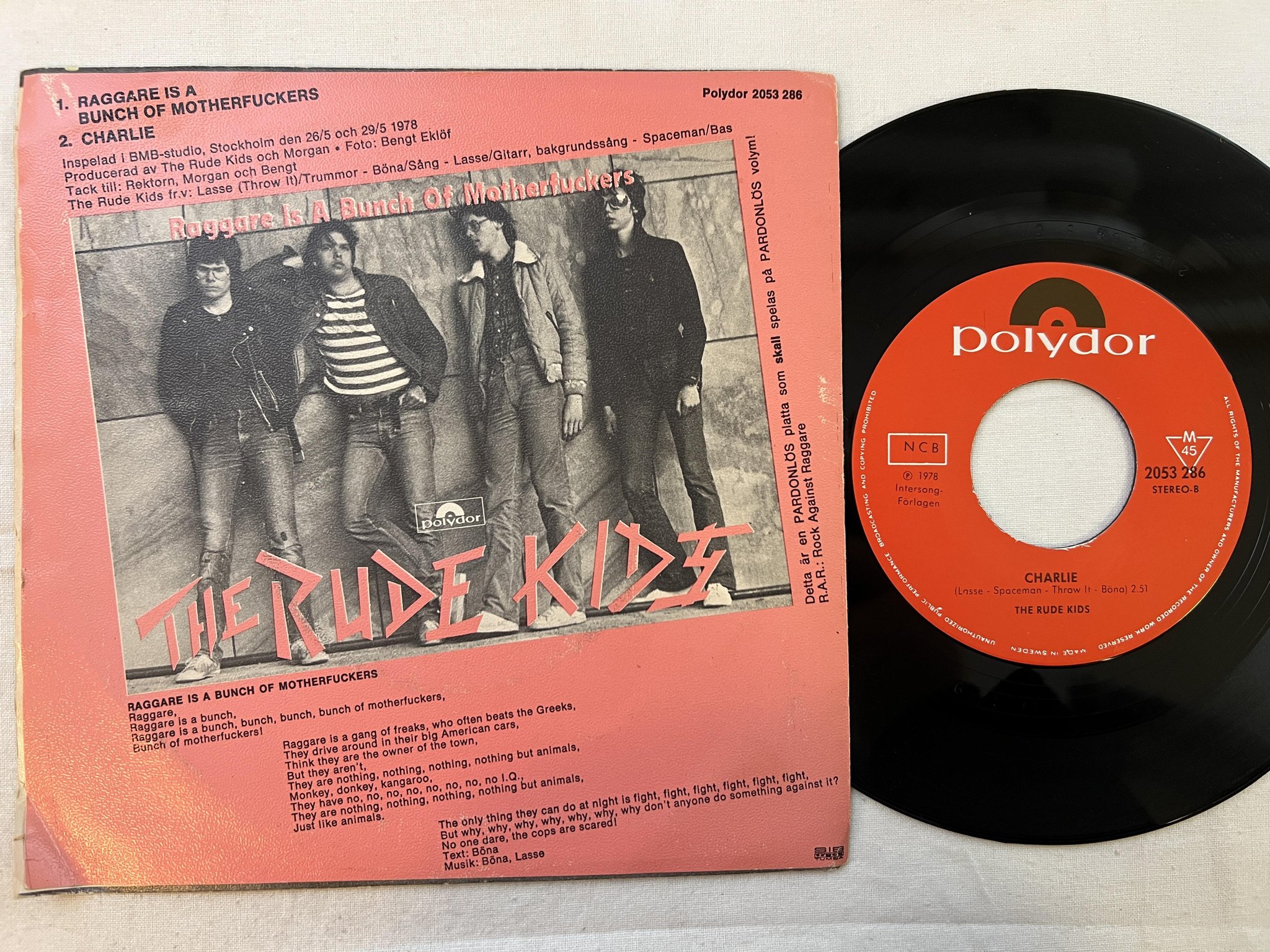 Omslagsbild för skivan THE RUDE KIDS raggare is a bunch of ... 7" -78 Swe POLYDOR 2053286