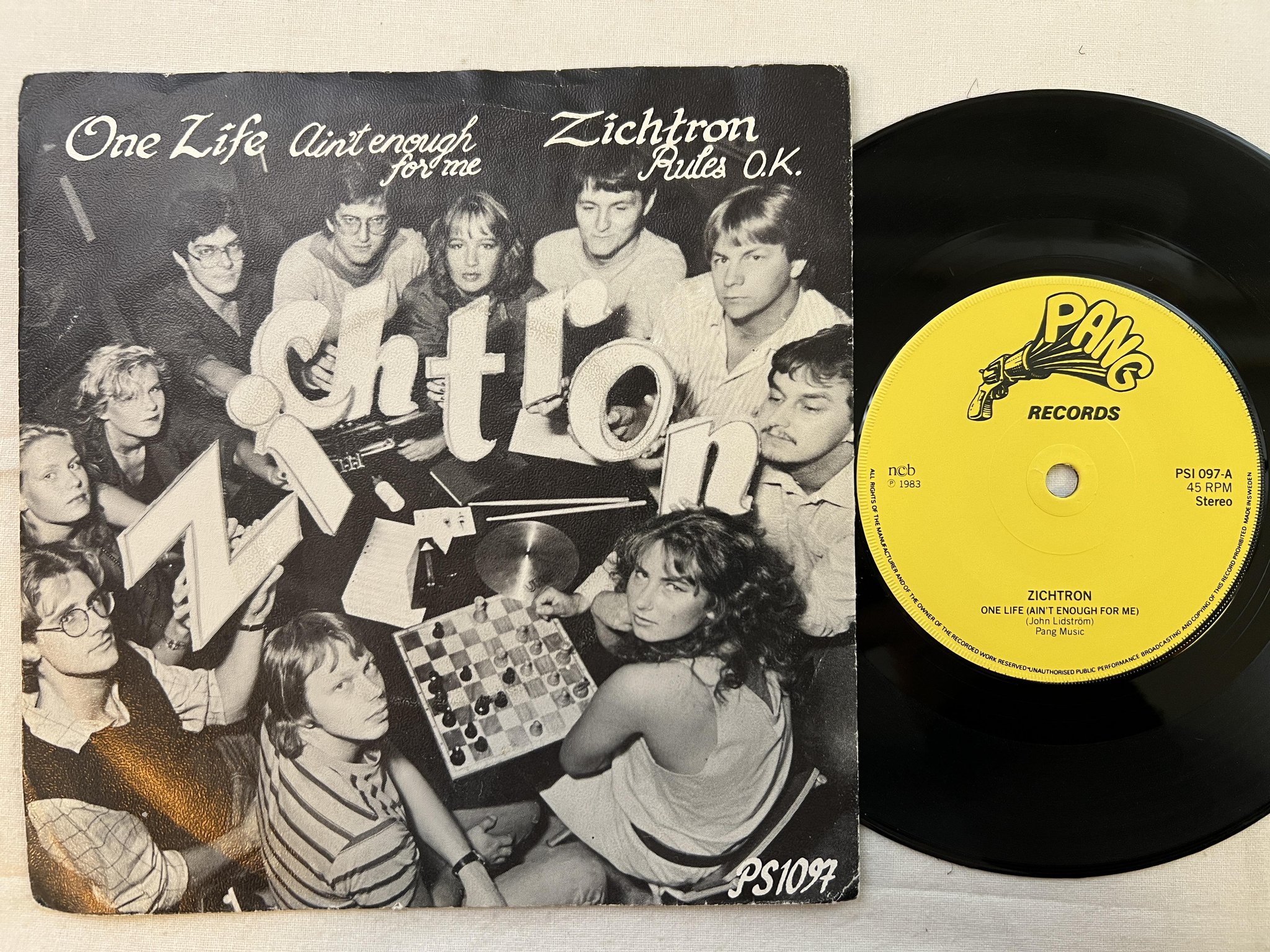 Omslagsbild för skivan ZICHTRON one life 7" -83 Swe PANG PSI 097 swedish disco boogie