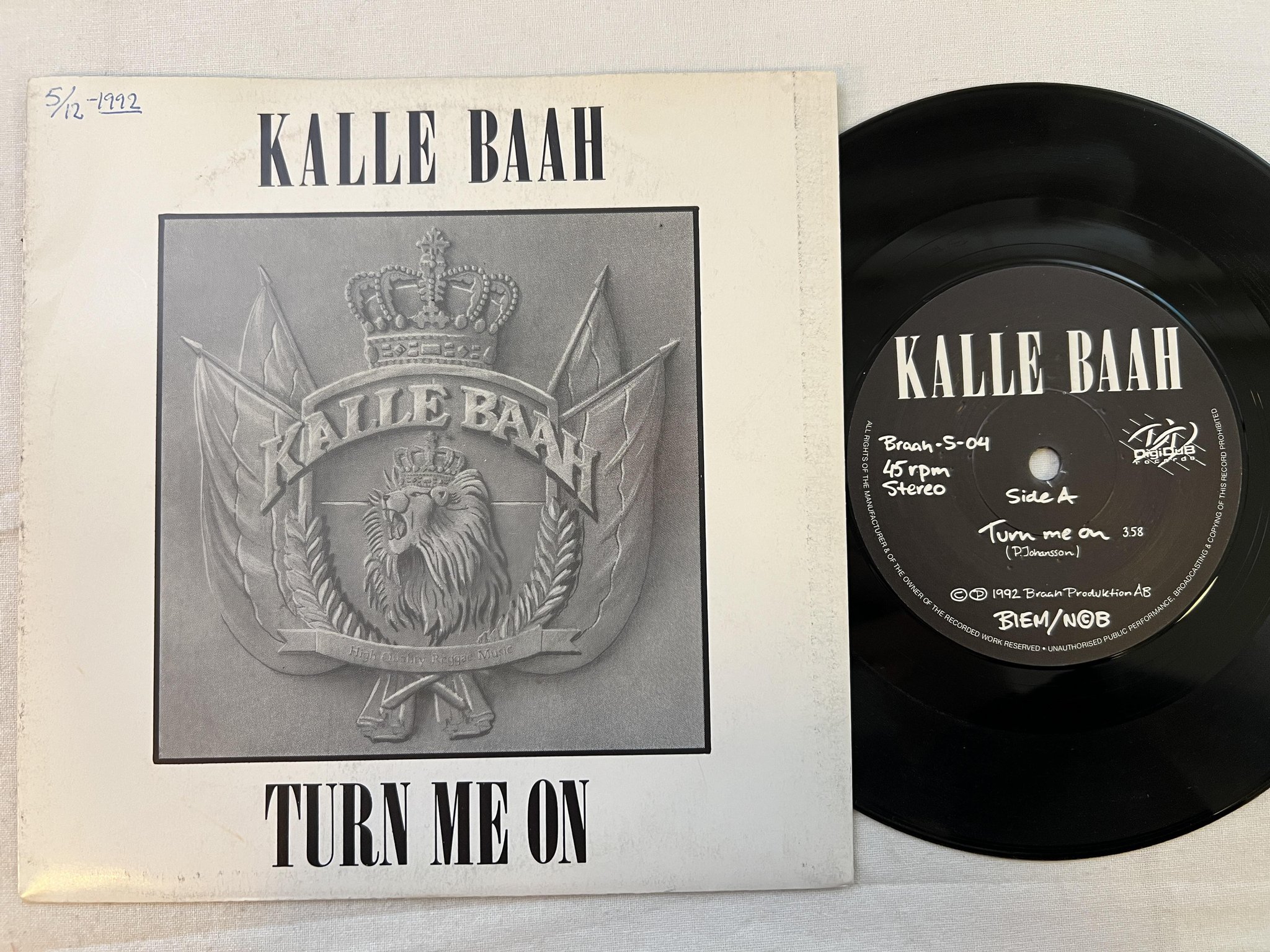 Omslagsbild för skivan KALLE BAAH turn me on 7" -92 Swe BRAAH-S-04