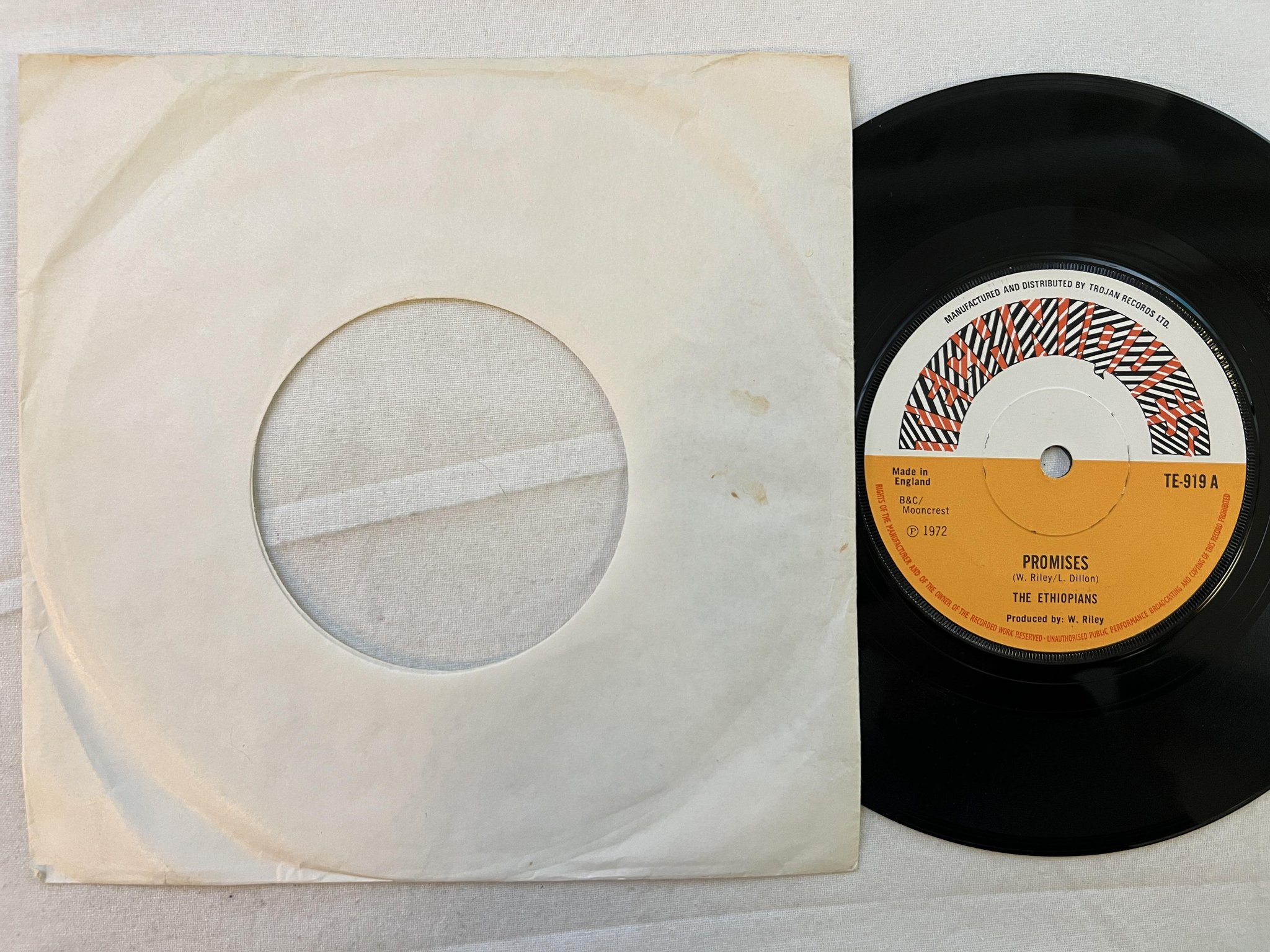 Omslagsbild för skivan THE ETHIOPIANS promises 7" -72 TECHNIQUES TE-919
