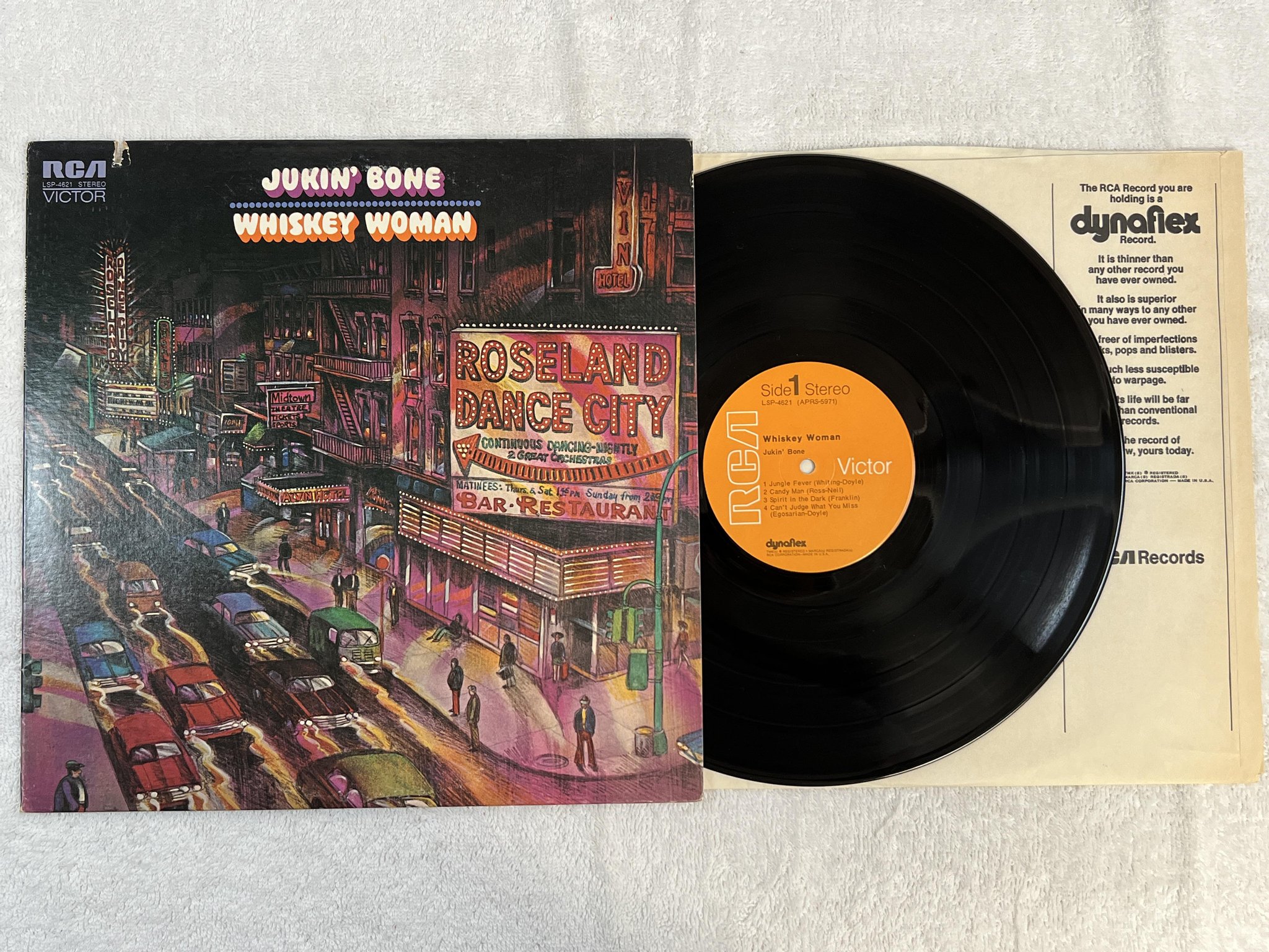 Omslagsbild för skivan JUKIN' BONE whiskey woman LP -72 US RCA LSP 4621