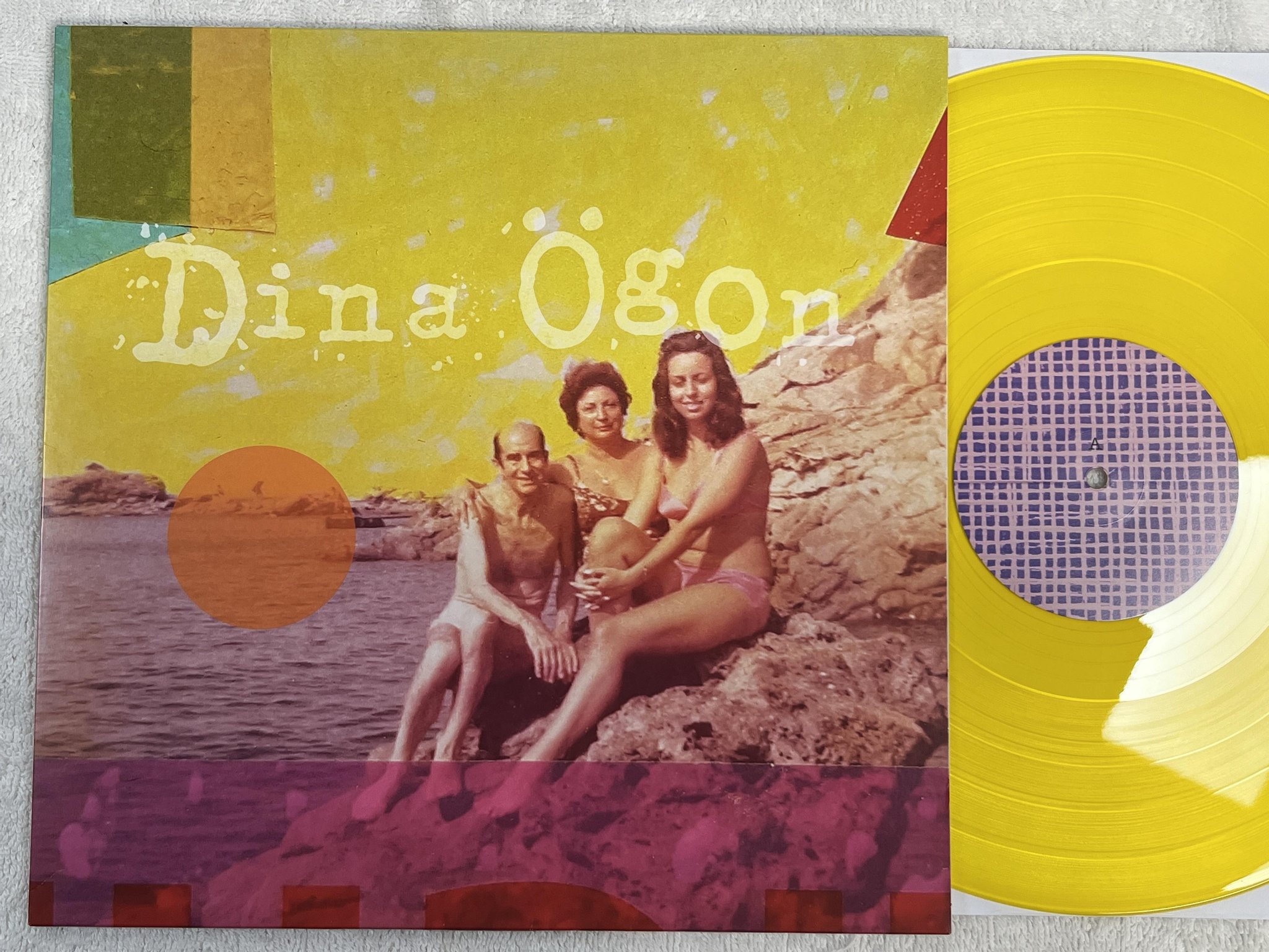 Omslagsbild för skivan DINA ÖGON s/t LP 2021 SING A SONG FIGHTER SASF041 * super rare yellow vinyl *