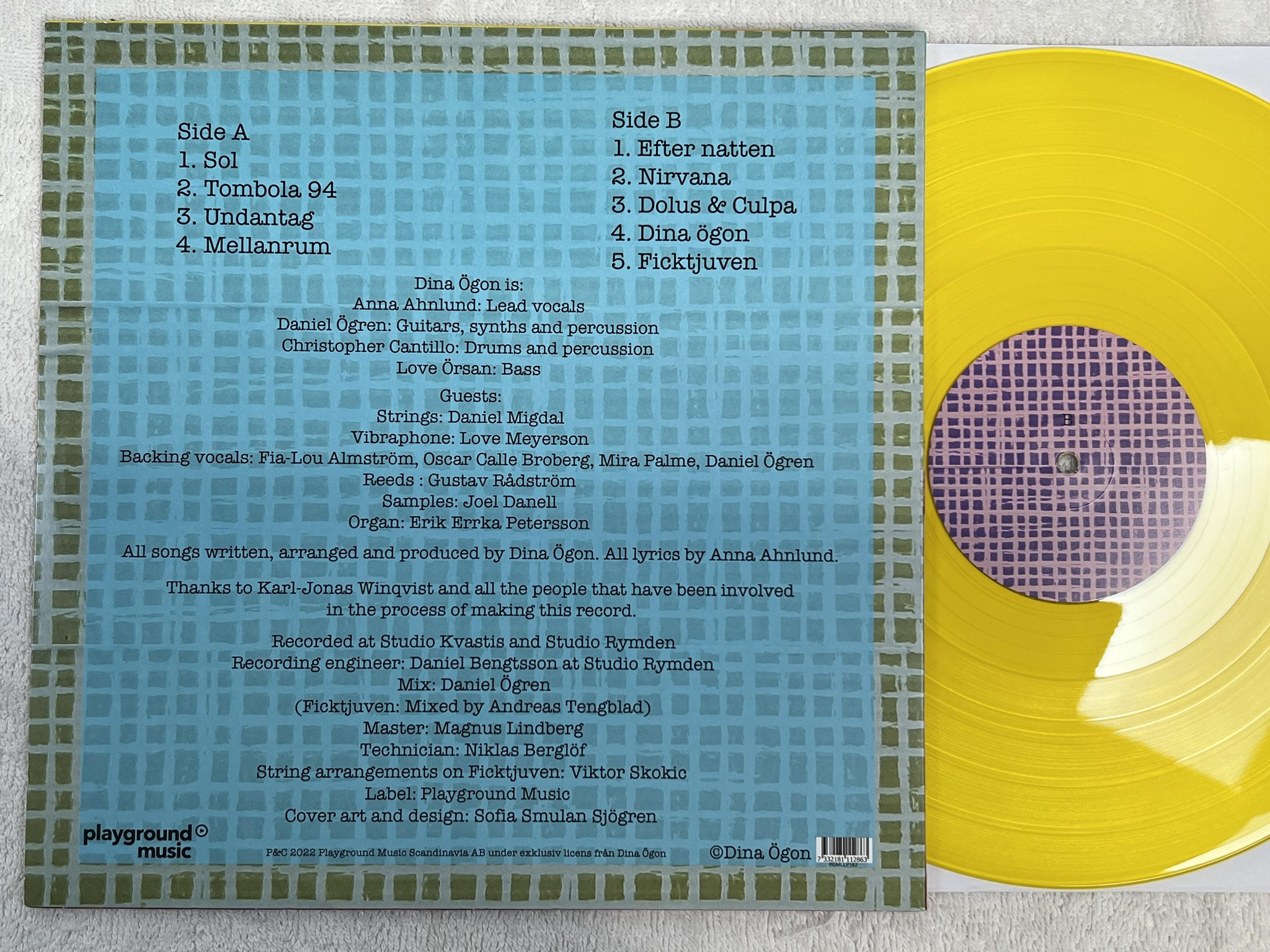 Omslagsbild för skivan DINA ÖGON s/t LP 2021 SING A SONG FIGHTER SASF041 * super rare yellow vinyl *