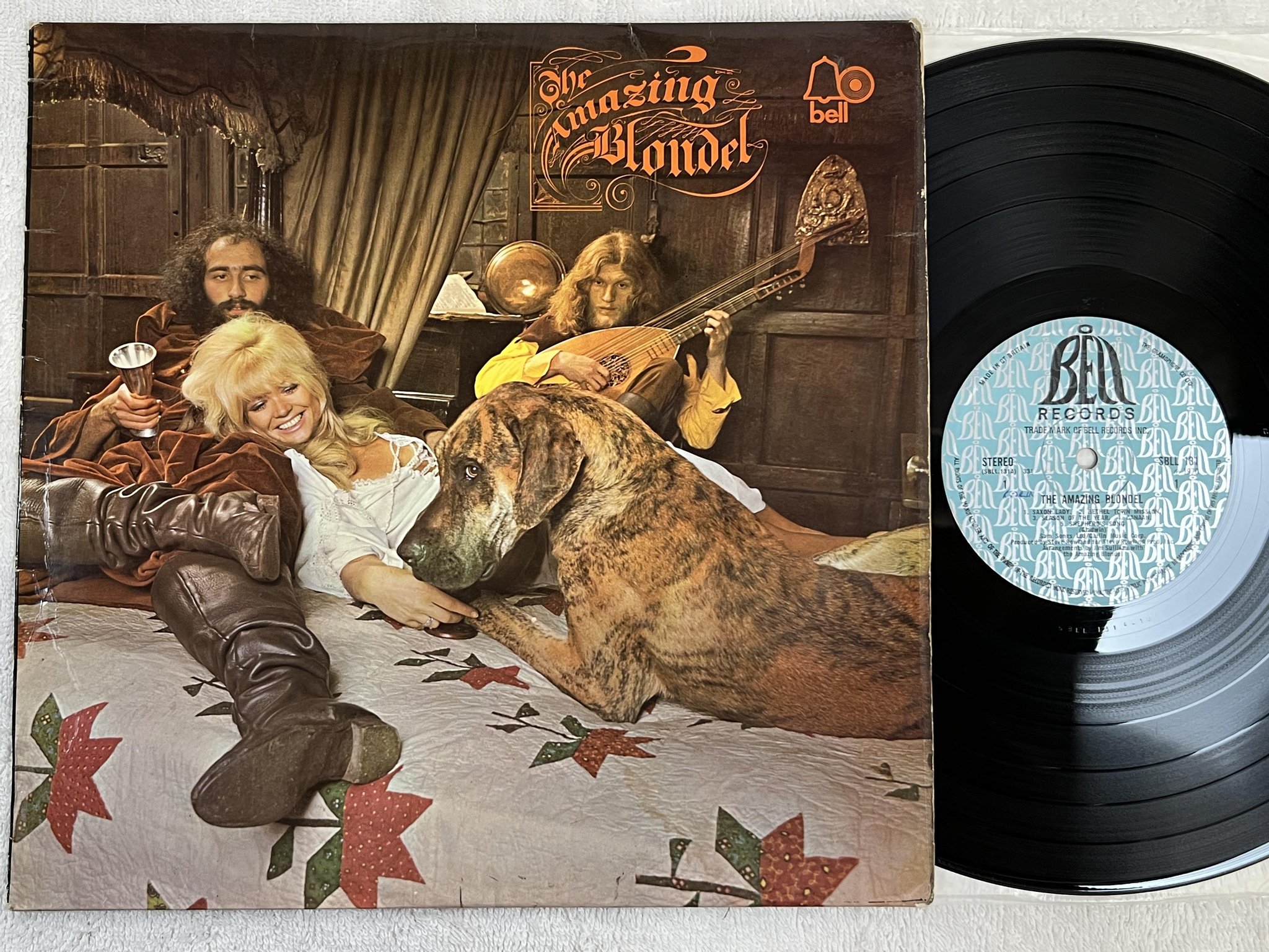 Omslagsbild för skivan THE AMAZING BLONDEL s/t LP -70 UK BELL SBLL 131 *** RARE FOLK ROCK ***