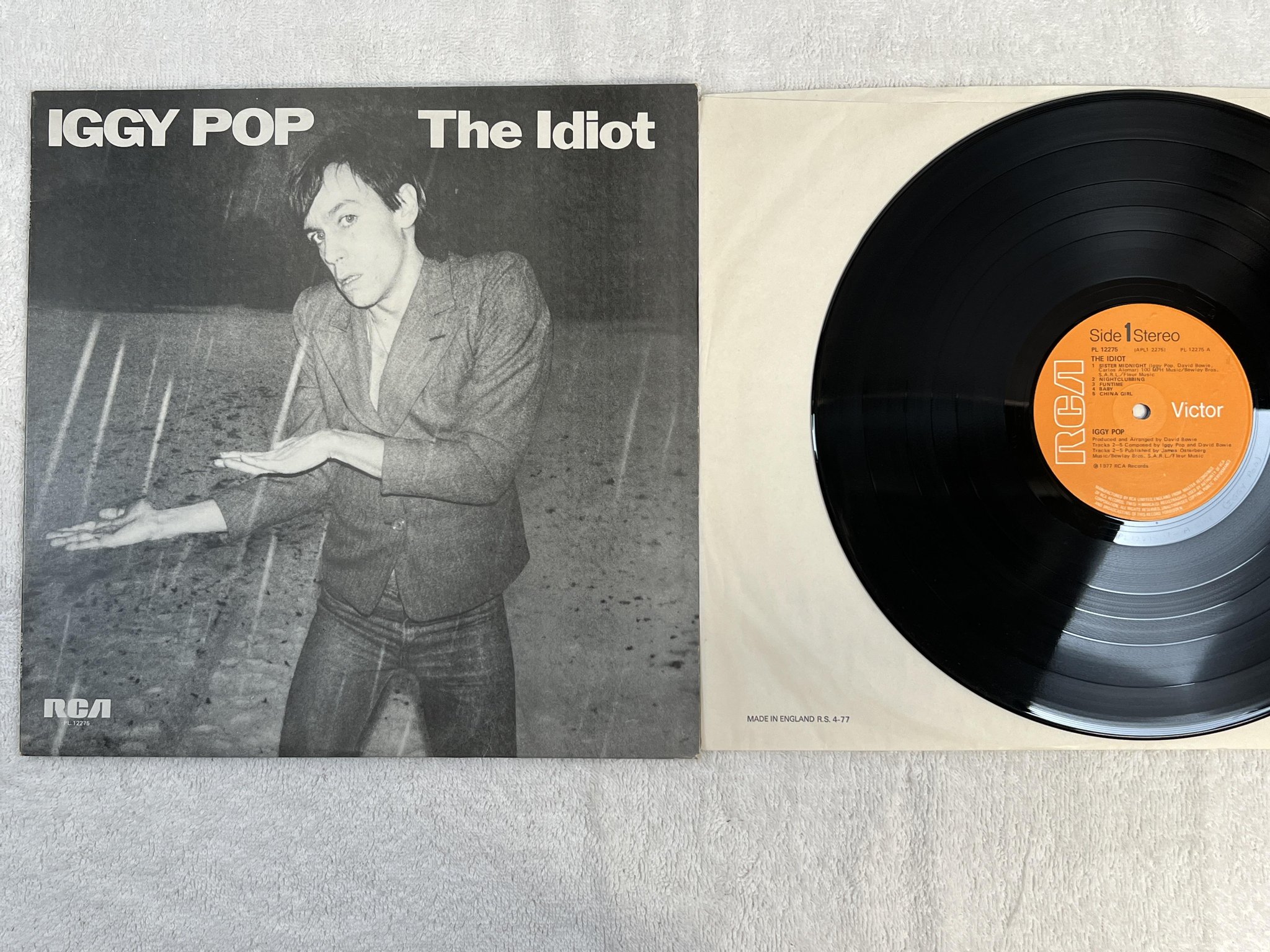 Omslagsbild för skivan IGGY POP the idiot LP -77 UK RCA PL 12275