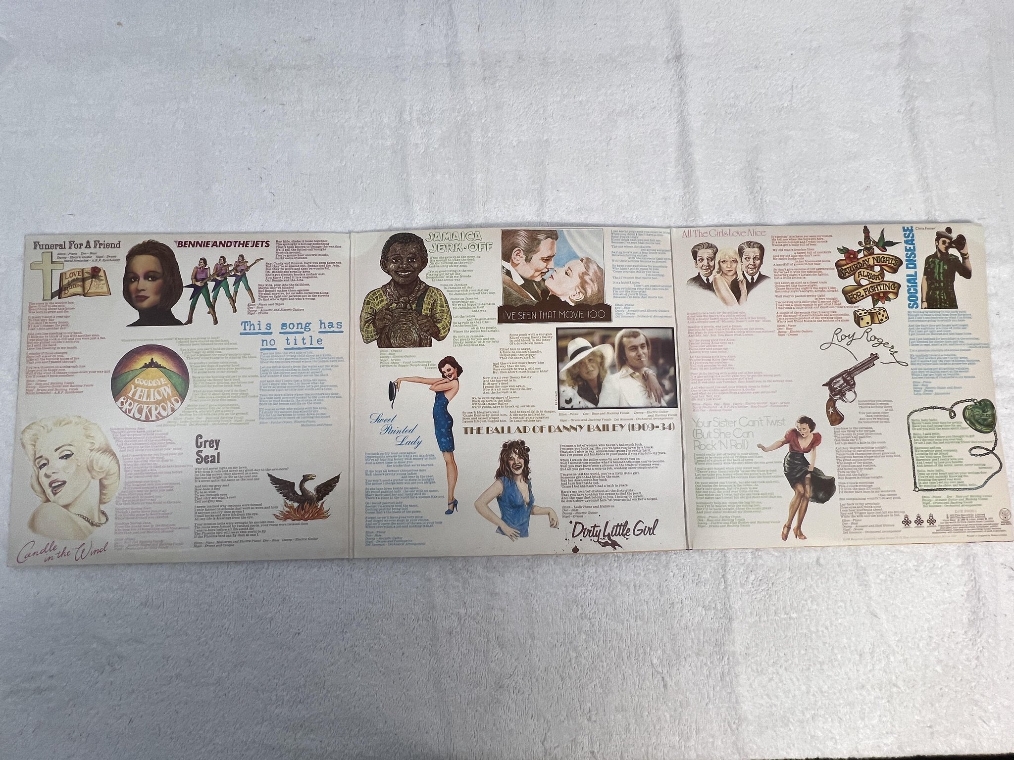 Omslagsbild för skivan ELTON JOHN goodbye yellow brick road 2xLP UK DJM DJE-29001 ** yellow vinyl **