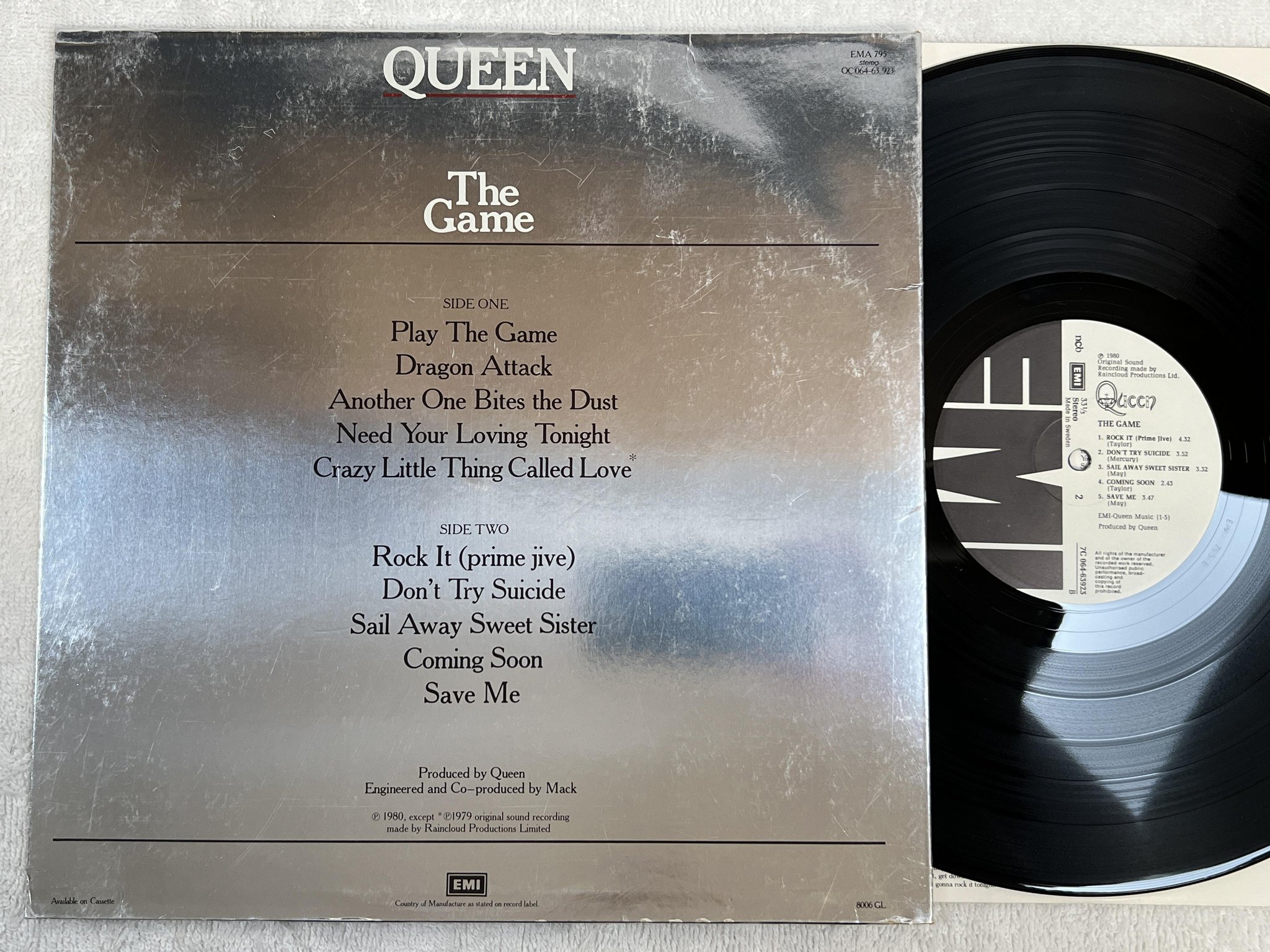 Omslagsbild för skivan QUEEN the game LP -80 ncb EMI 7C 064-63923