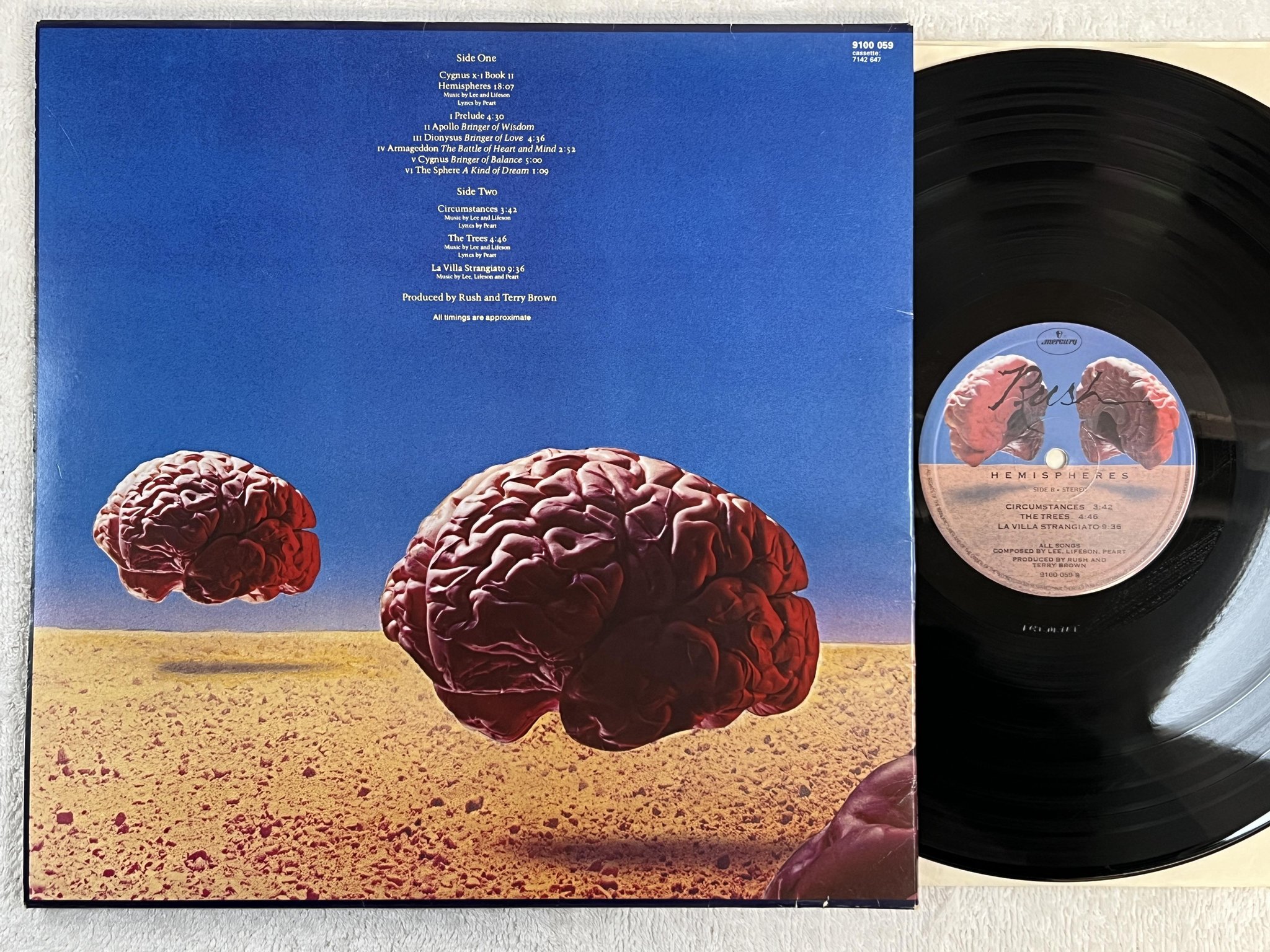 Omslagsbild för skivan RUSH hemispheres LP -78 UK MERCURY 9100059