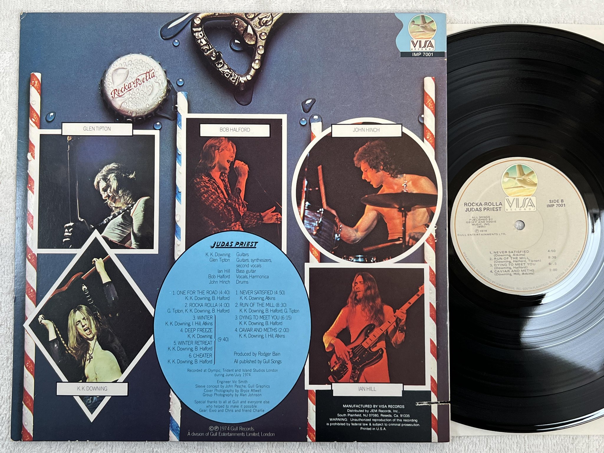 Omslagsbild för skivan JUDAS PRIEST Rocka Rolla LP -74/79 US VISA IMP 7001