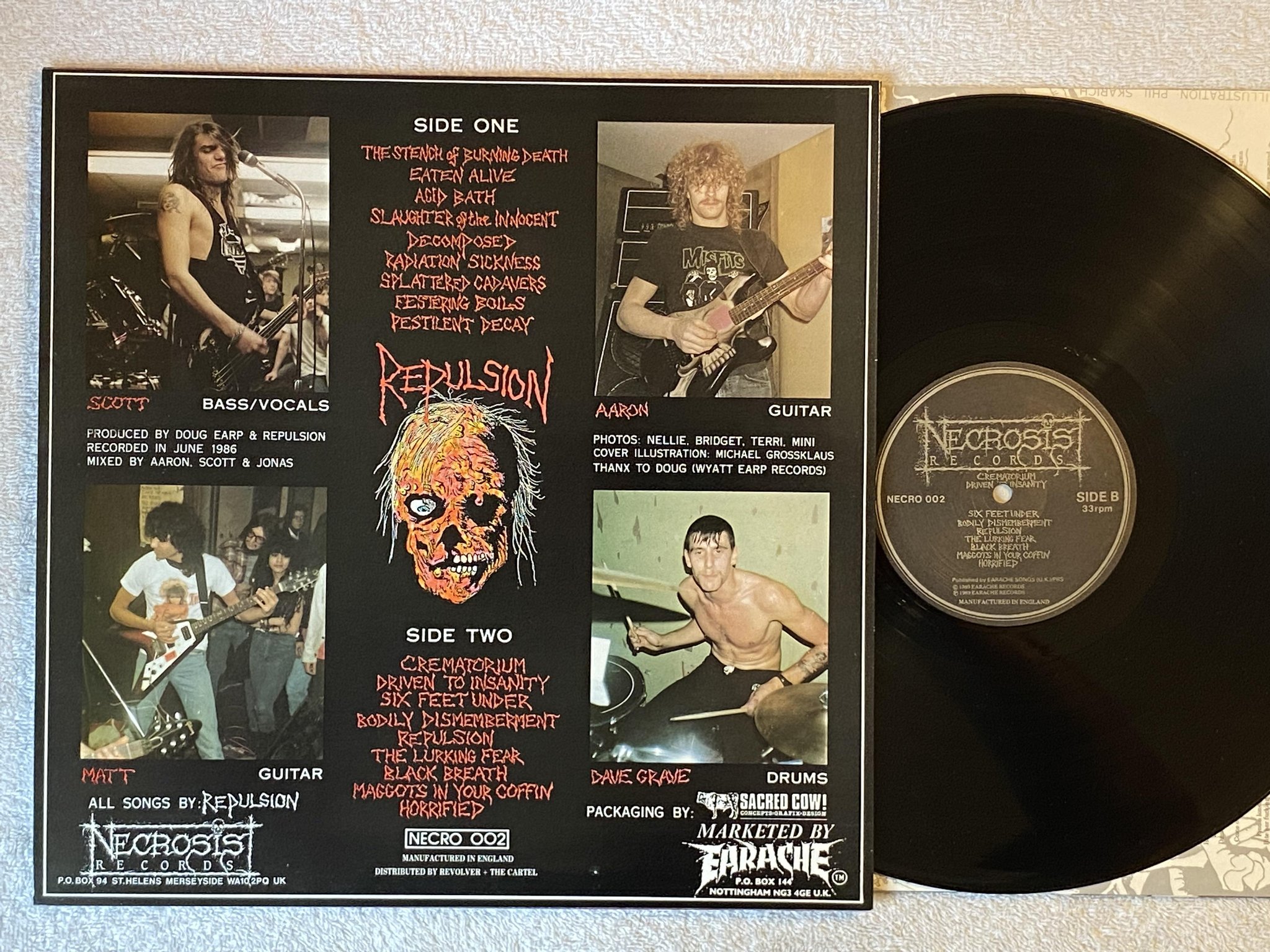 Omslagsbild för skivan REPULSION Horrified LP -89 UK NECROSIS NECRO 002 *** rare death metal ***