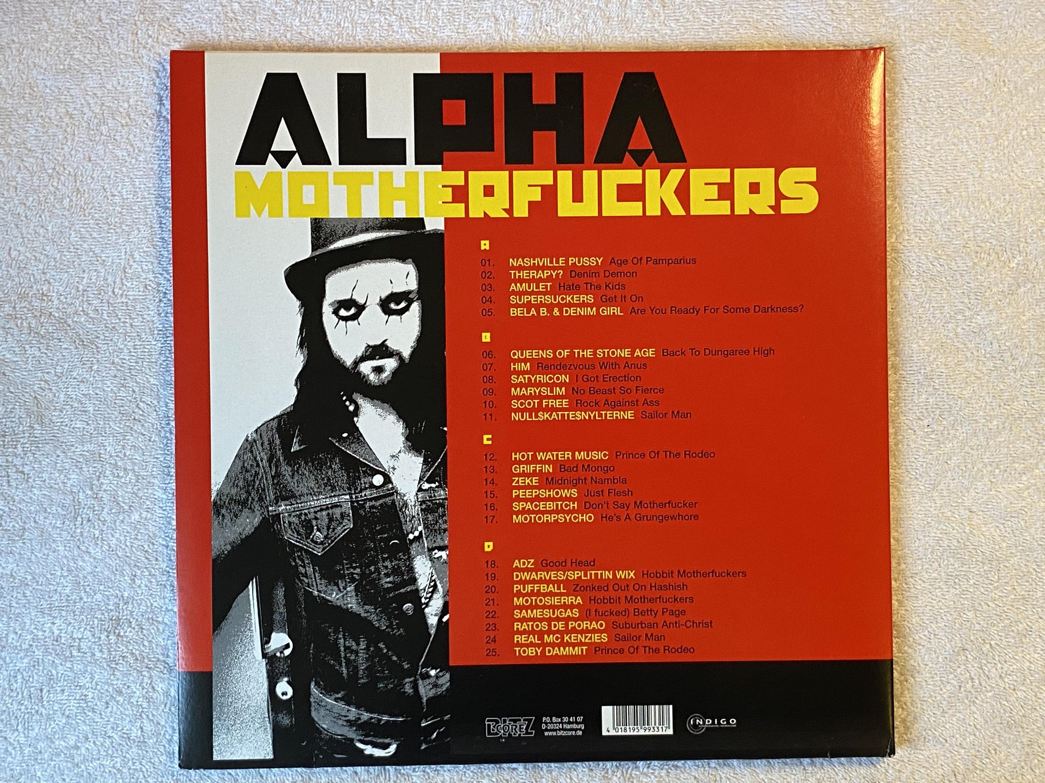 Omslagsbild för skivan V/A Alpha Motherfuckers - A Tribute To Turbonegro 2xLP 2001 Ger BITZCORE BC 1723