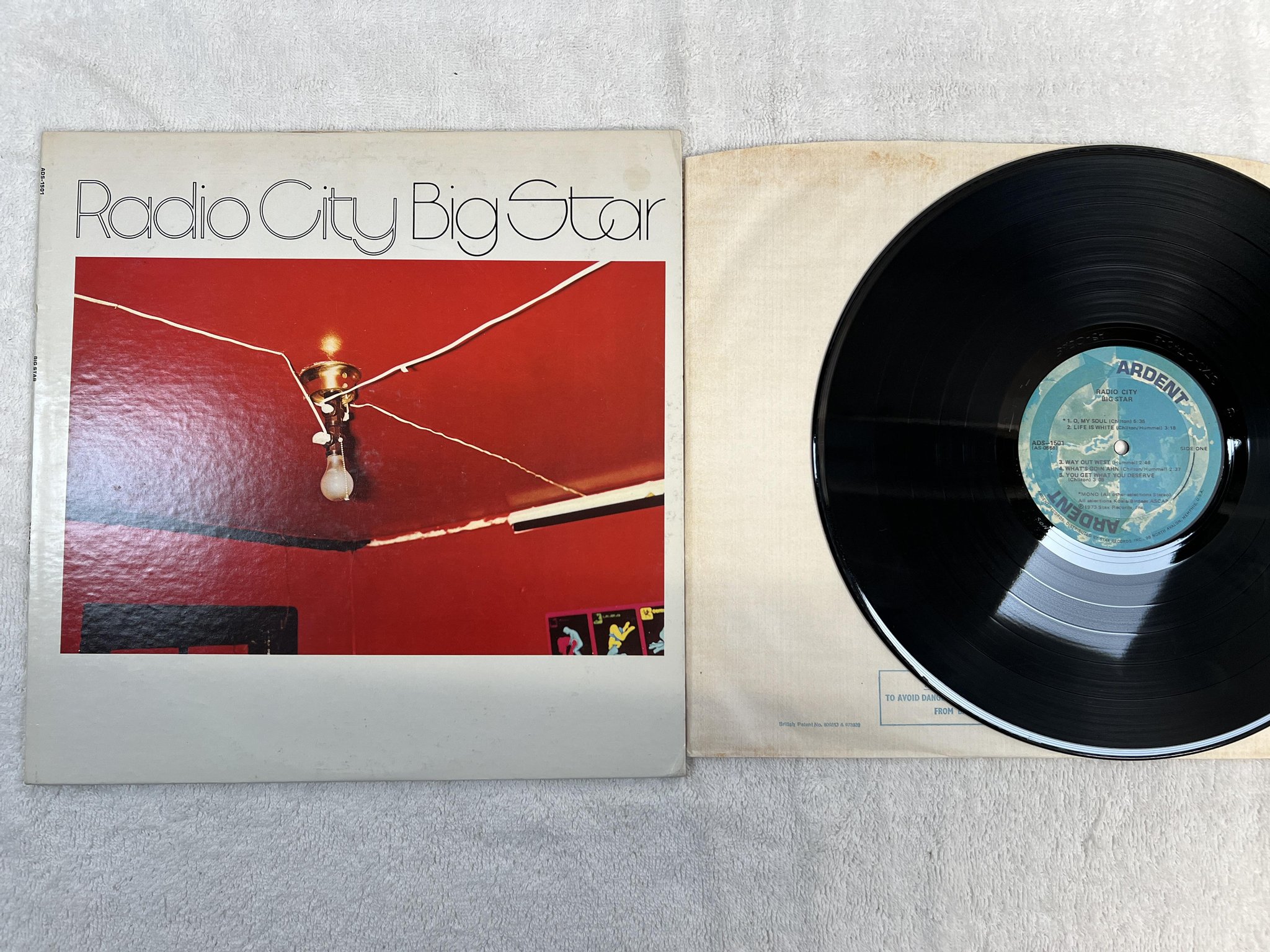 Omslagsbild för skivan BIG STAR Radio City LP -74 US ARDENT ADS 1501 *** SONIC PRESS / WOW ! ! ! ***