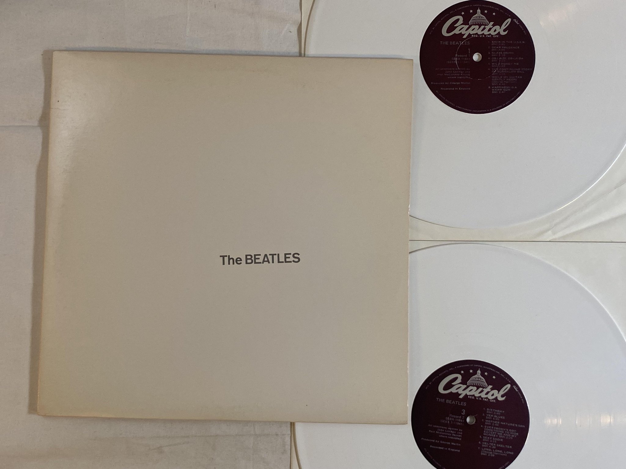 Omslagsbild för skivan THE BEATLES white album 2xLP -78 US CAPITOL SEBX-11841 *** white vinyl ***