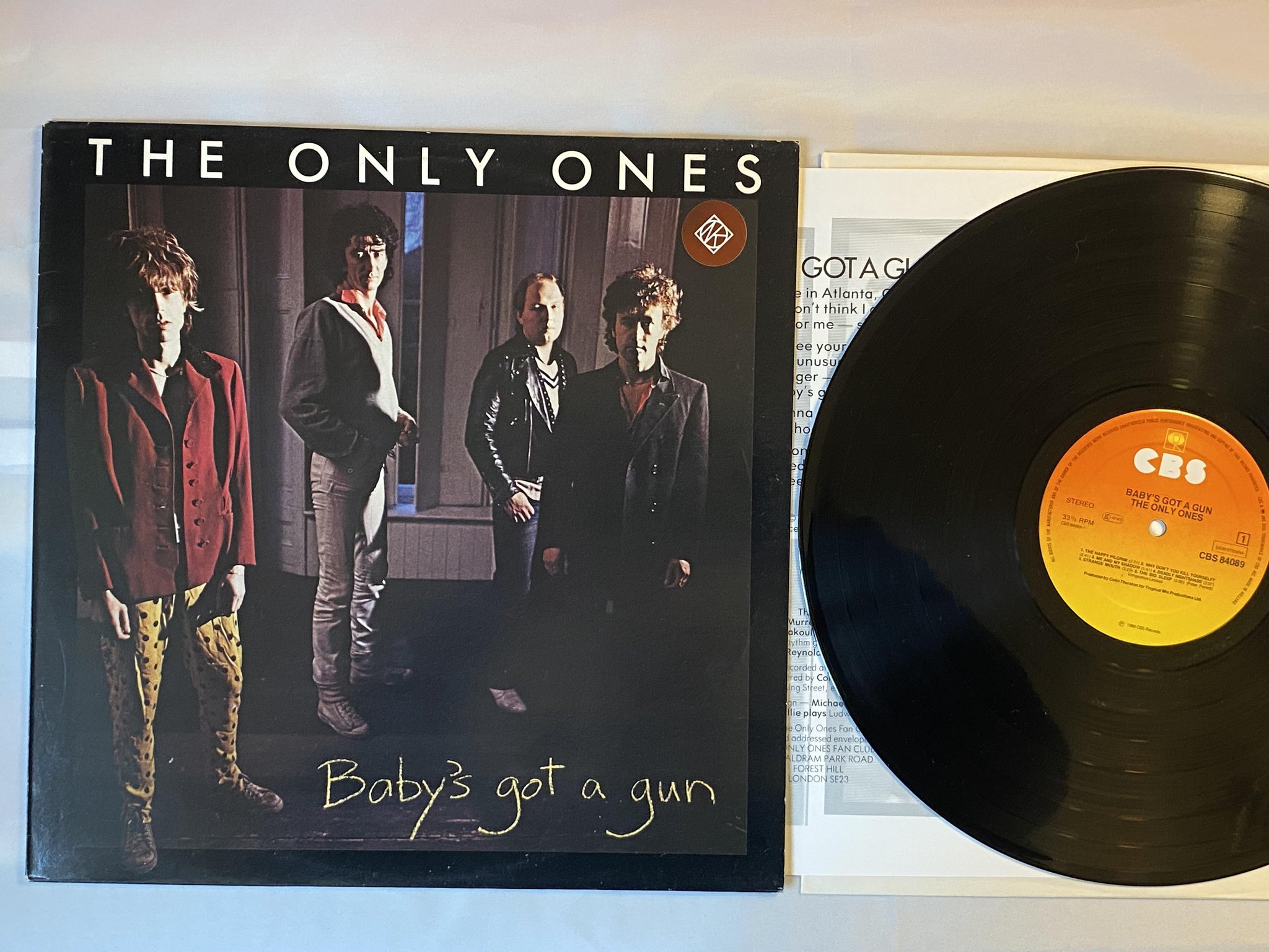 Omslagsbild för skivan THE ONLY ONES baby's got a gun LP -80 Hol CBS 84089