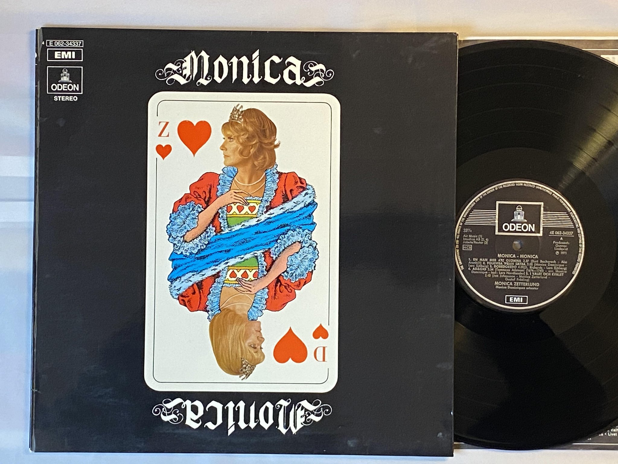 Omslagsbild för skivan MONICA ZETTERLUND Monica Monica LP -71 Swe ODEON *** Ett litet mästerverk ***