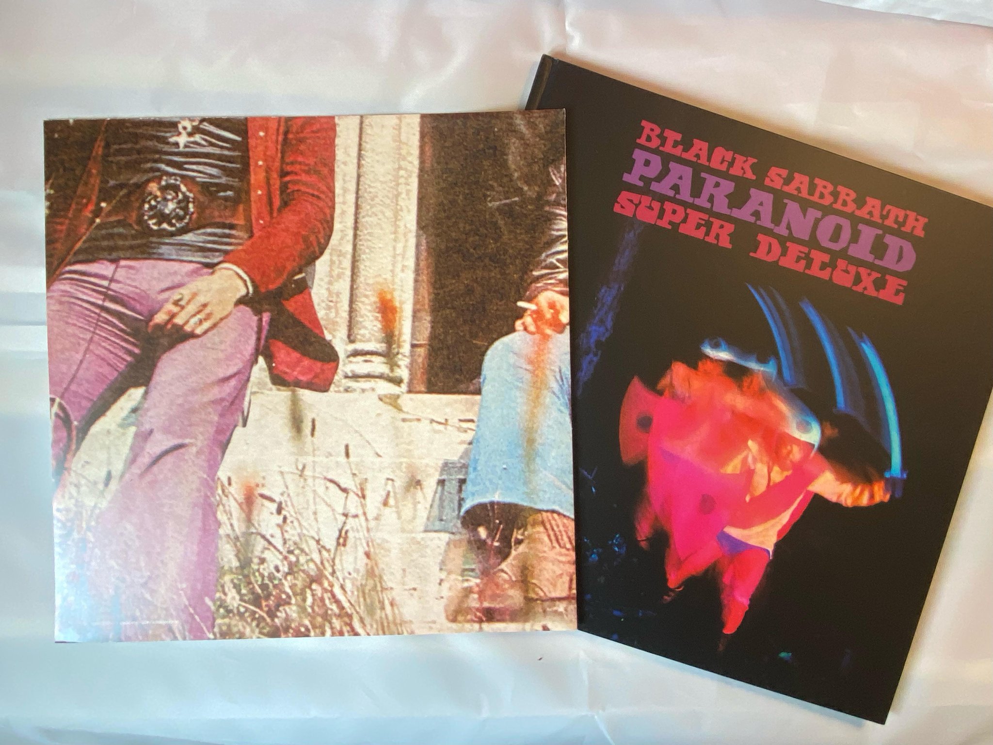 Omslagsbild för skivan BLACK SABBATH PARANOID SUPER DELUXE BOX 3xLP 2020 BMG BMGCAT401BOX