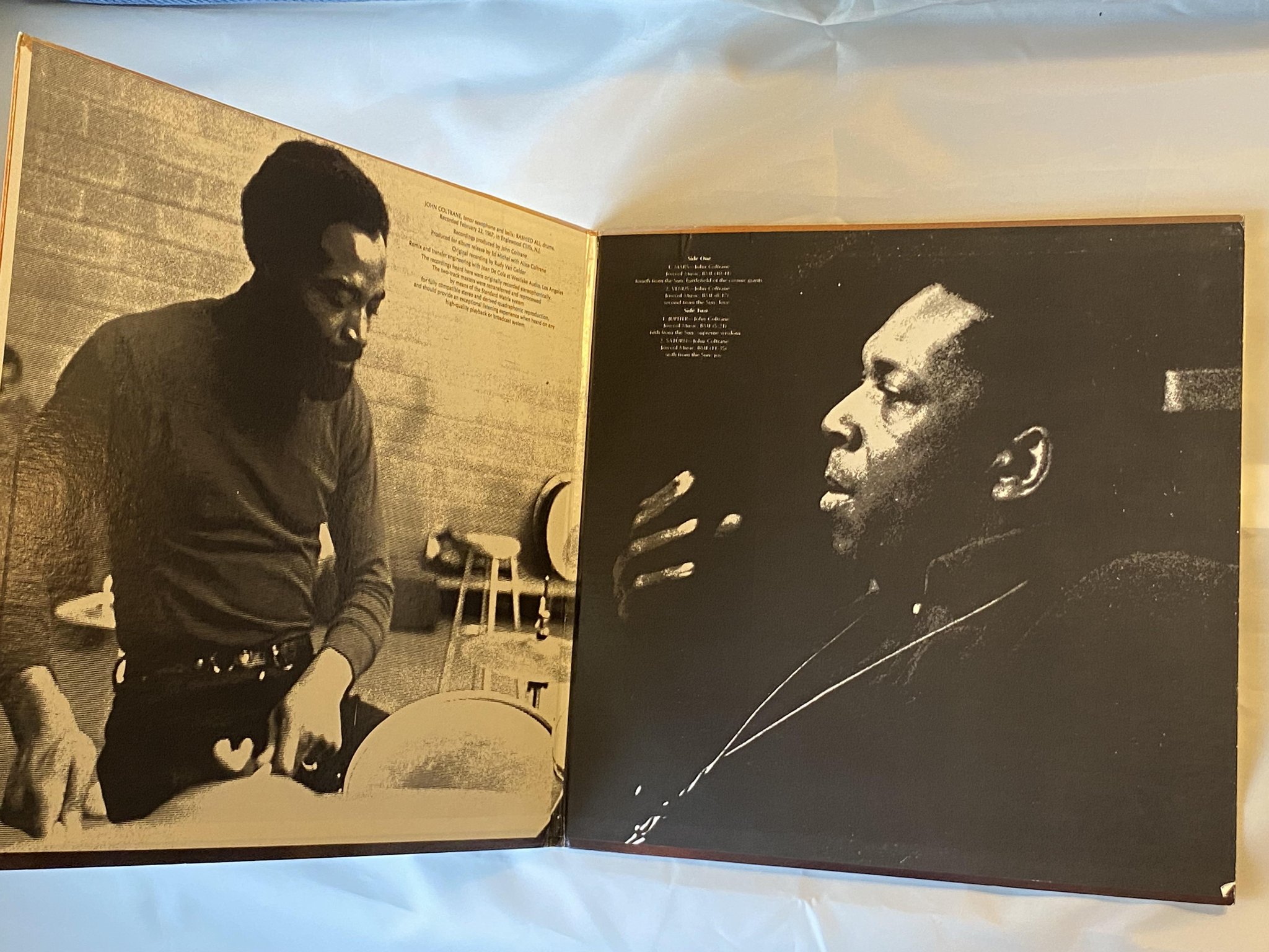 Omslagsbild för skivan JOHN COLTRANE interstellar space LP -74 US ABC/IMPULSE ASD 9277