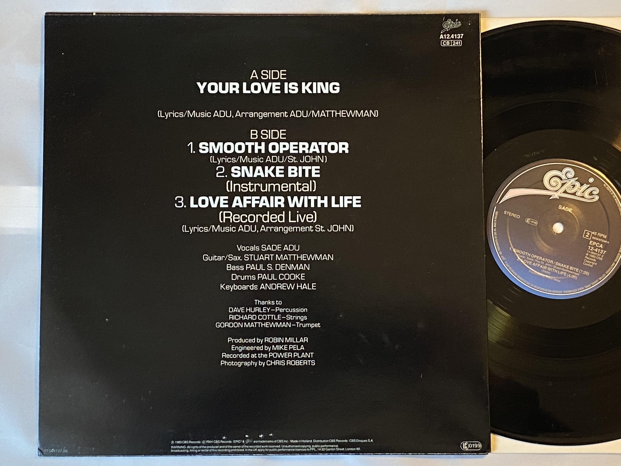 Omslagsbild för skivan SADE your love is king 12" 83 Hol EPIC EPCA 12-4137