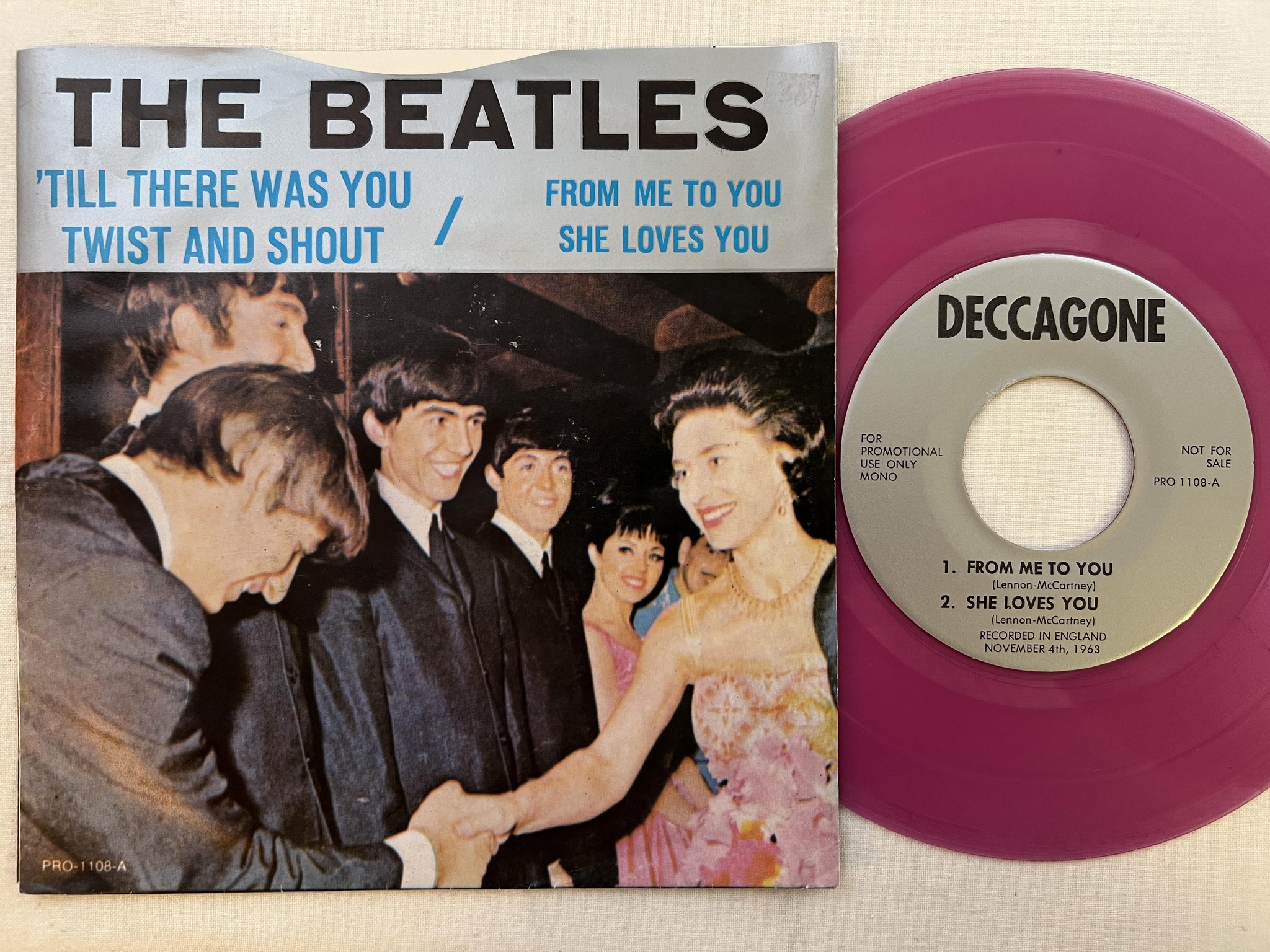 Omslagsbild för skivan THE BEATLES From Me To You 7" -79 US PRO 1108 *** PINK VINYL ***