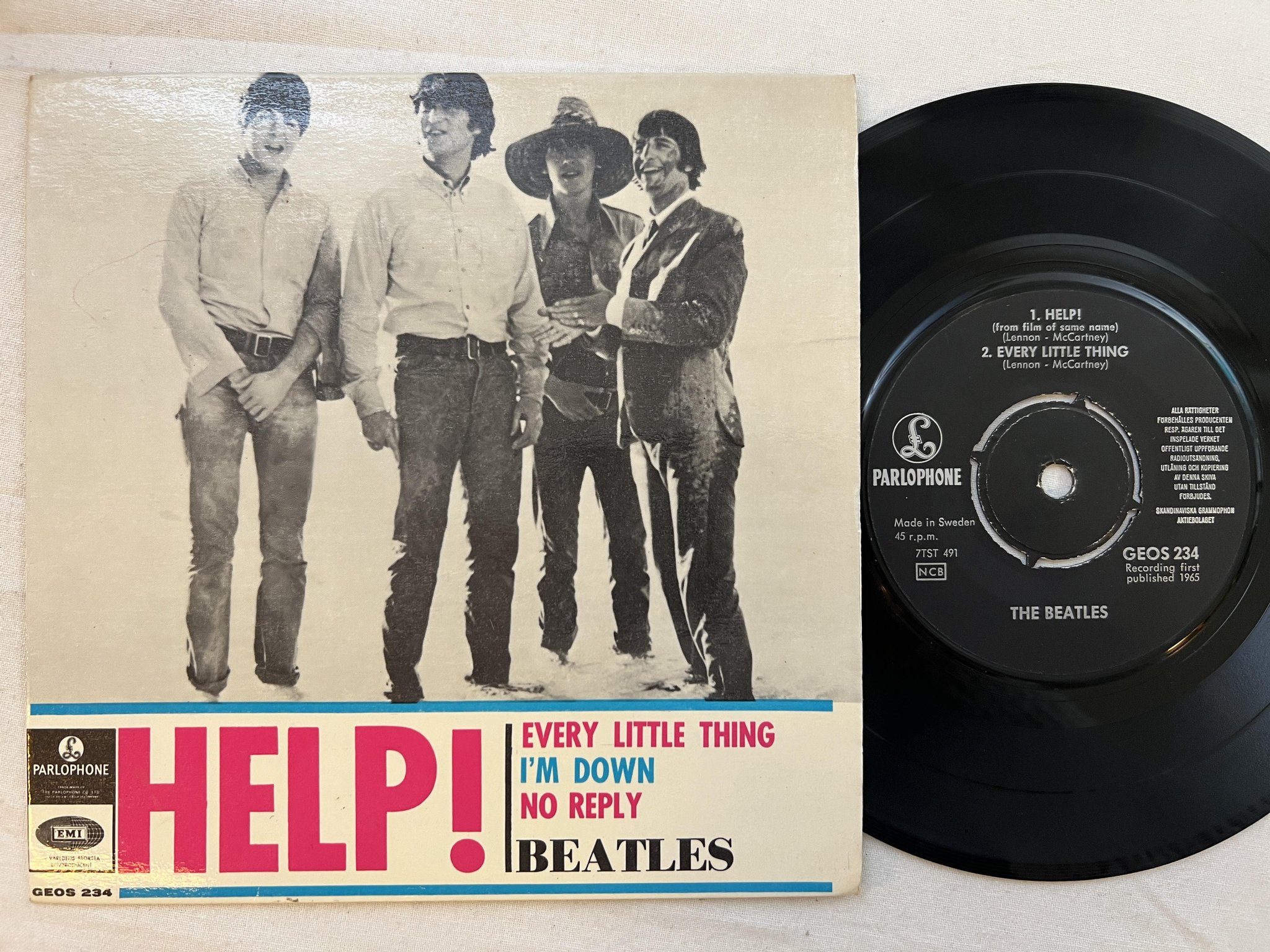 Omslagsbild för skivan THE BEATLES help! 7"ep -65 PARLOPHONE GEOS 234