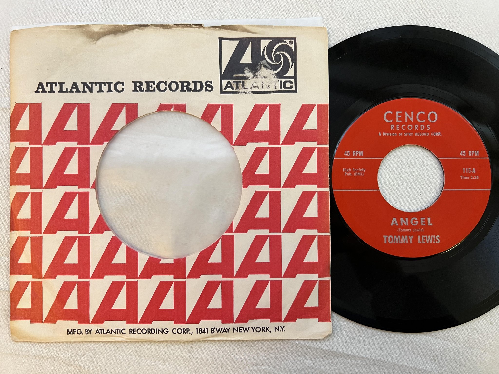 Omslagsbild för skivan TOMMY LEWIS Angel / Willow Brook 7" -69 US cenco 115 *** RARE SOUL 45 ***