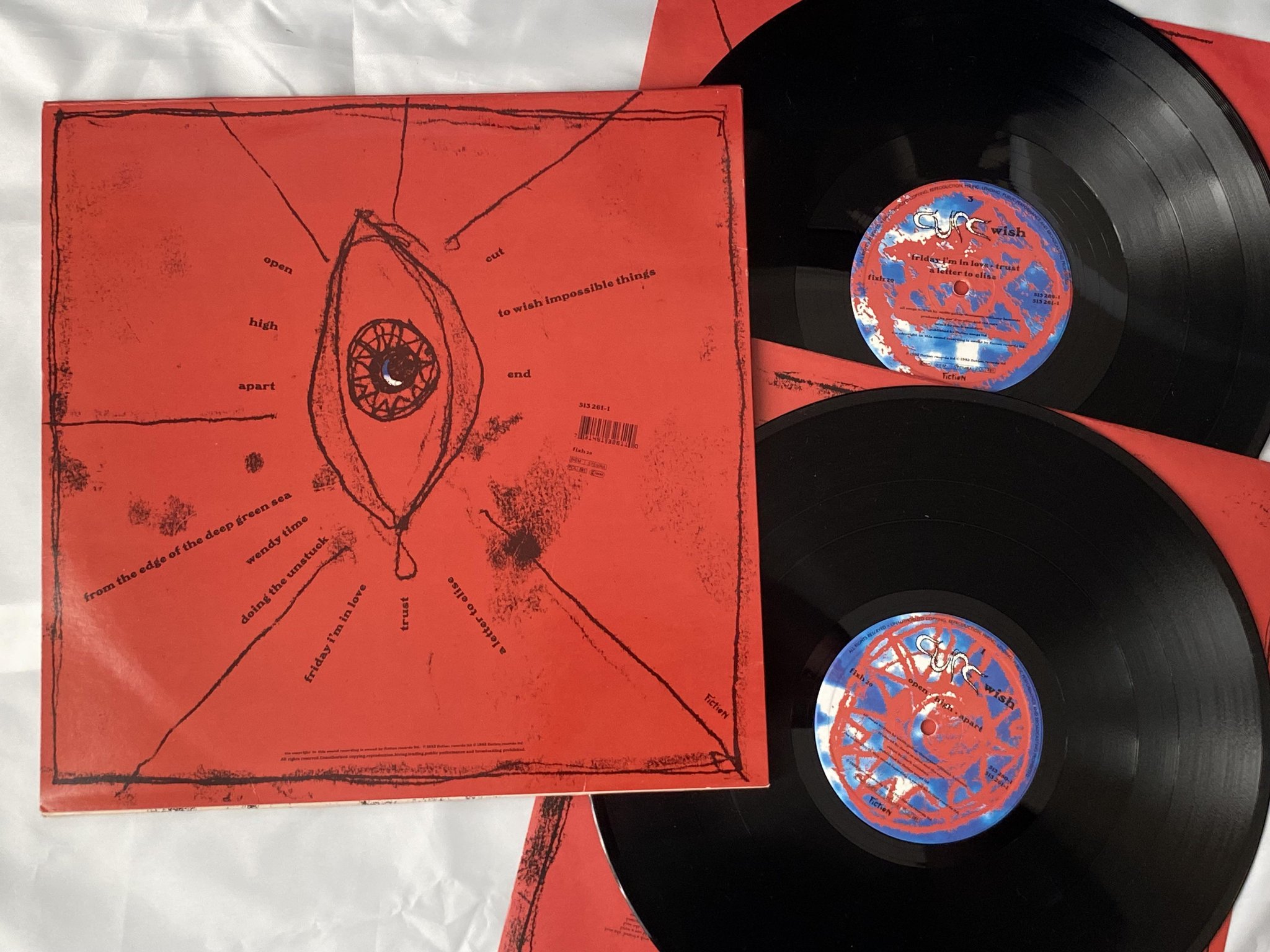 Omslagsbild för skivan THE CURE Wish 2xLP -91 Eu FICTION 513 261-1