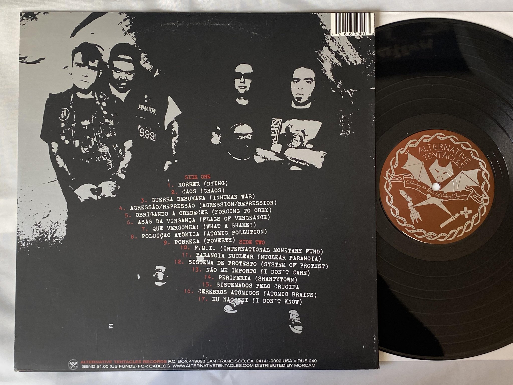 Omslagsbild för skivan RATOS DE PORAO Sistemados Pelo Crucifa LP -01 US ALTERNATIVE TENTACLES VIRUS 249